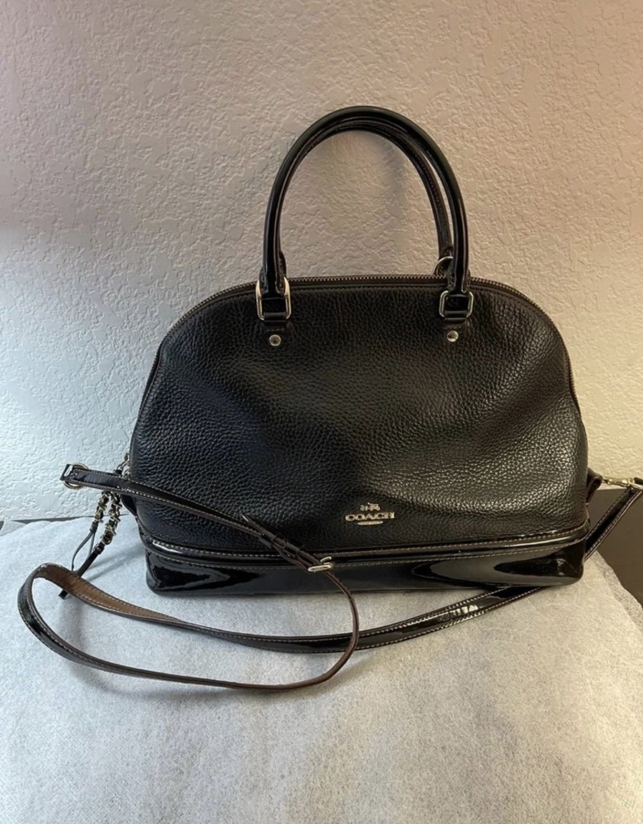 Coach Coach Sierra domed leather large satchel bag in black Size ONE SIZE - 1 Thumbnail