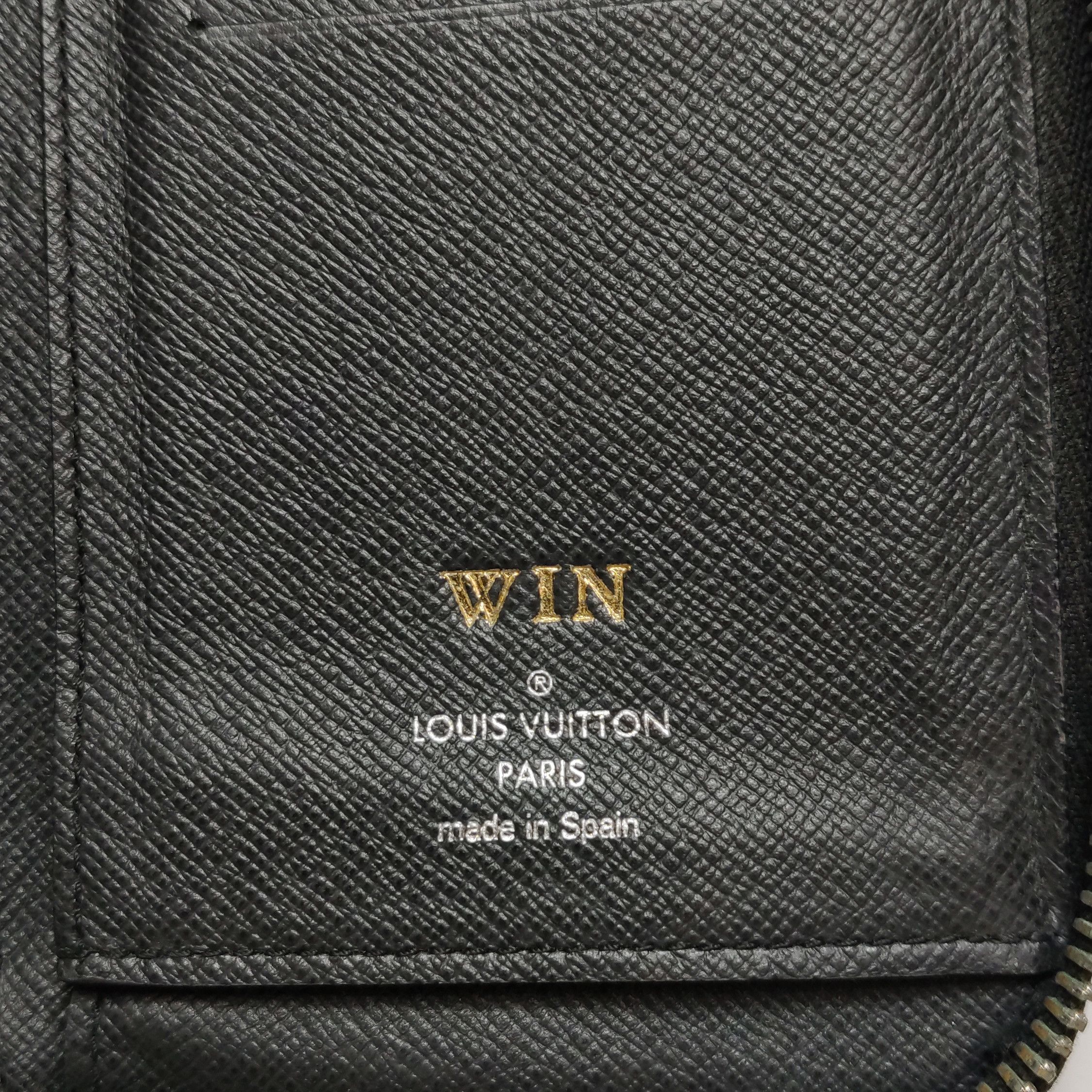 Louis Vuitton Louis Vuitton (LV) Zippy leather solid color zipper embosse Size ONE SIZE - 5 Thumbnail