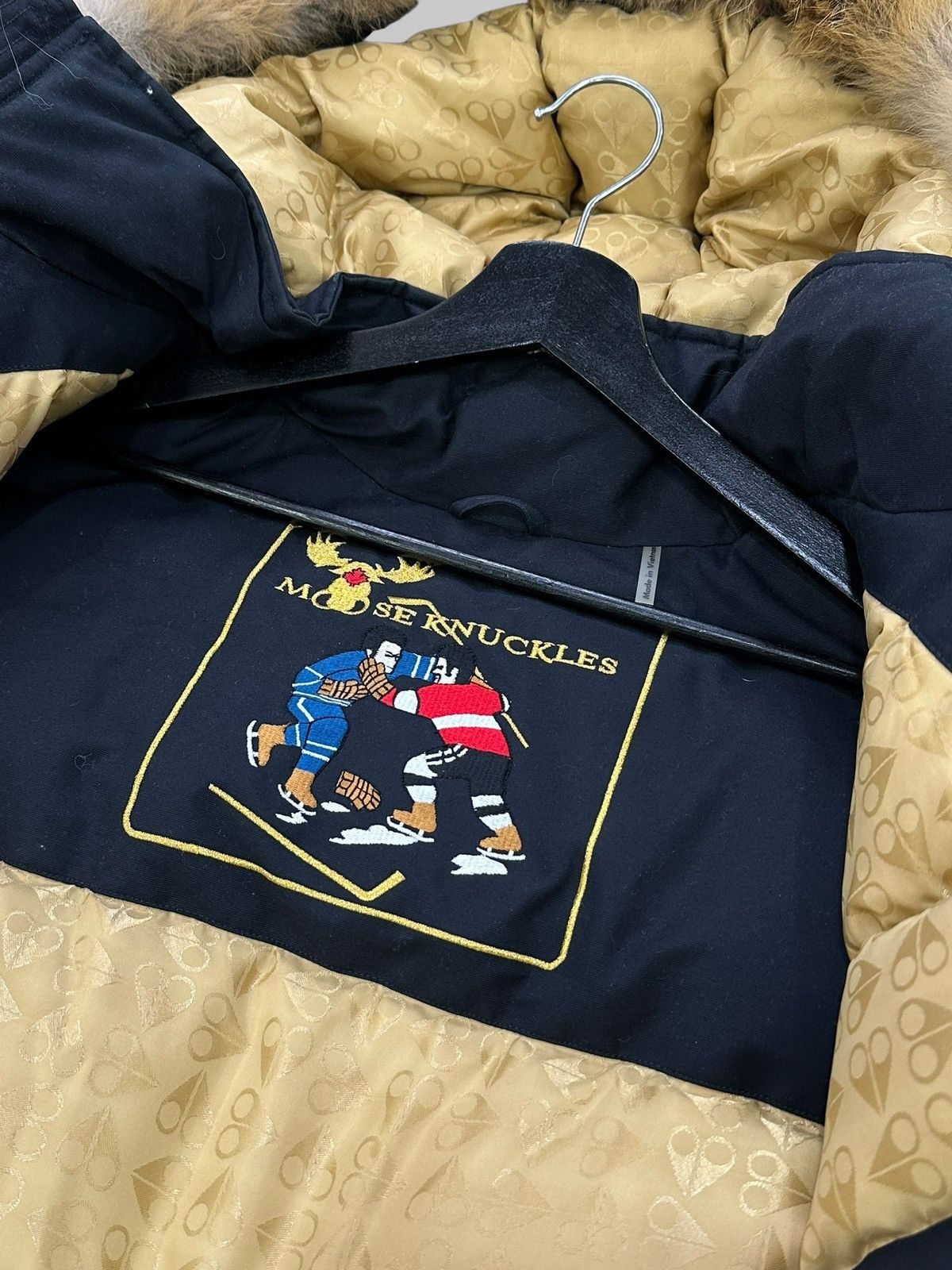 Moose Knuckles Moose Knuckle STAG LAKE PARKA "NAVY / GOLD" Size US XL / EU 56 / 4 - 8 Thumbnail