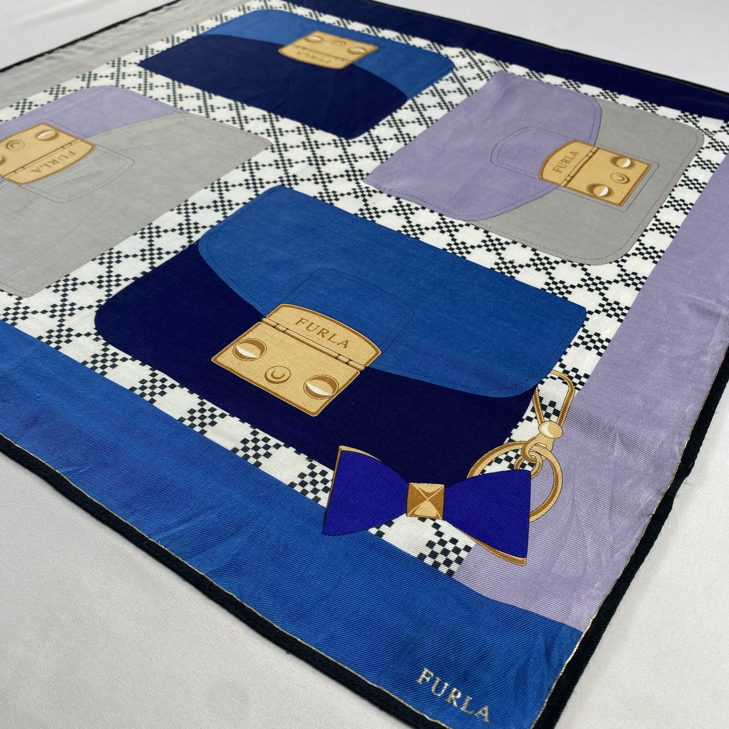 Furla × Vintage Furla Bandana/ Handkerchief / Neckerchief-P1515 Size ONE SIZE - 2 Thumbnail