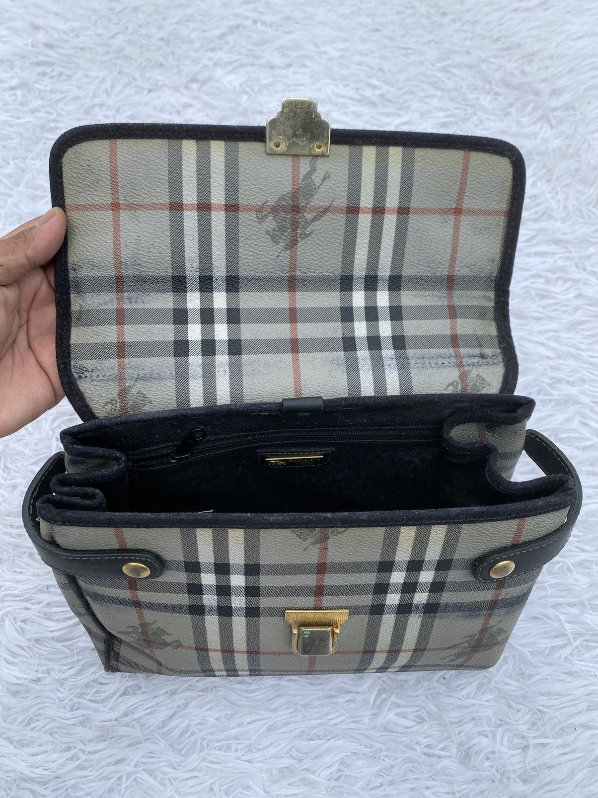 Burberry Rare Vintage 90s Burberry Nova Check Hand Bag Size ONE SIZE - 18 Thumbnail