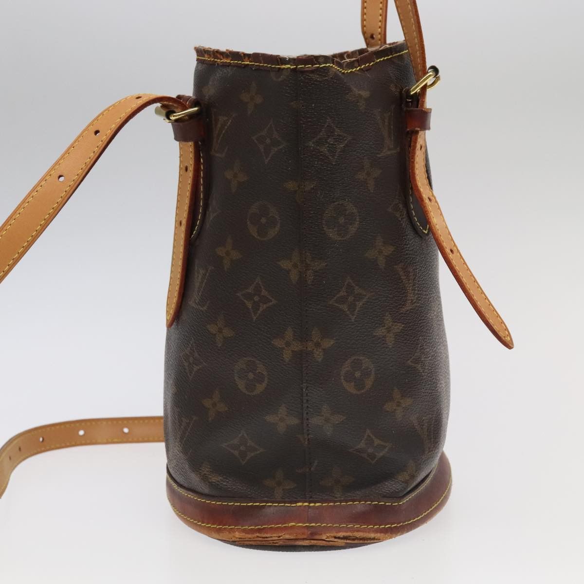 Louis Vuitton LOUIS VUITTON Monogram Bucket PM Shoulder Bag M42238 Size ONE SIZE - 4 Thumbnail