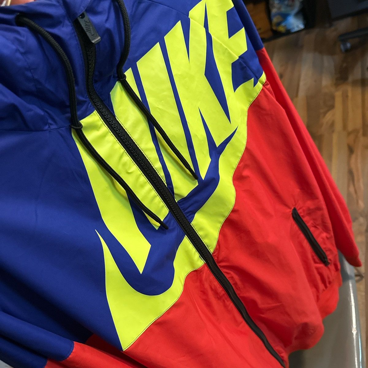 Nike Nike tech windbreaker Size US XL / EU 56 / 4 - 4 Thumbnail