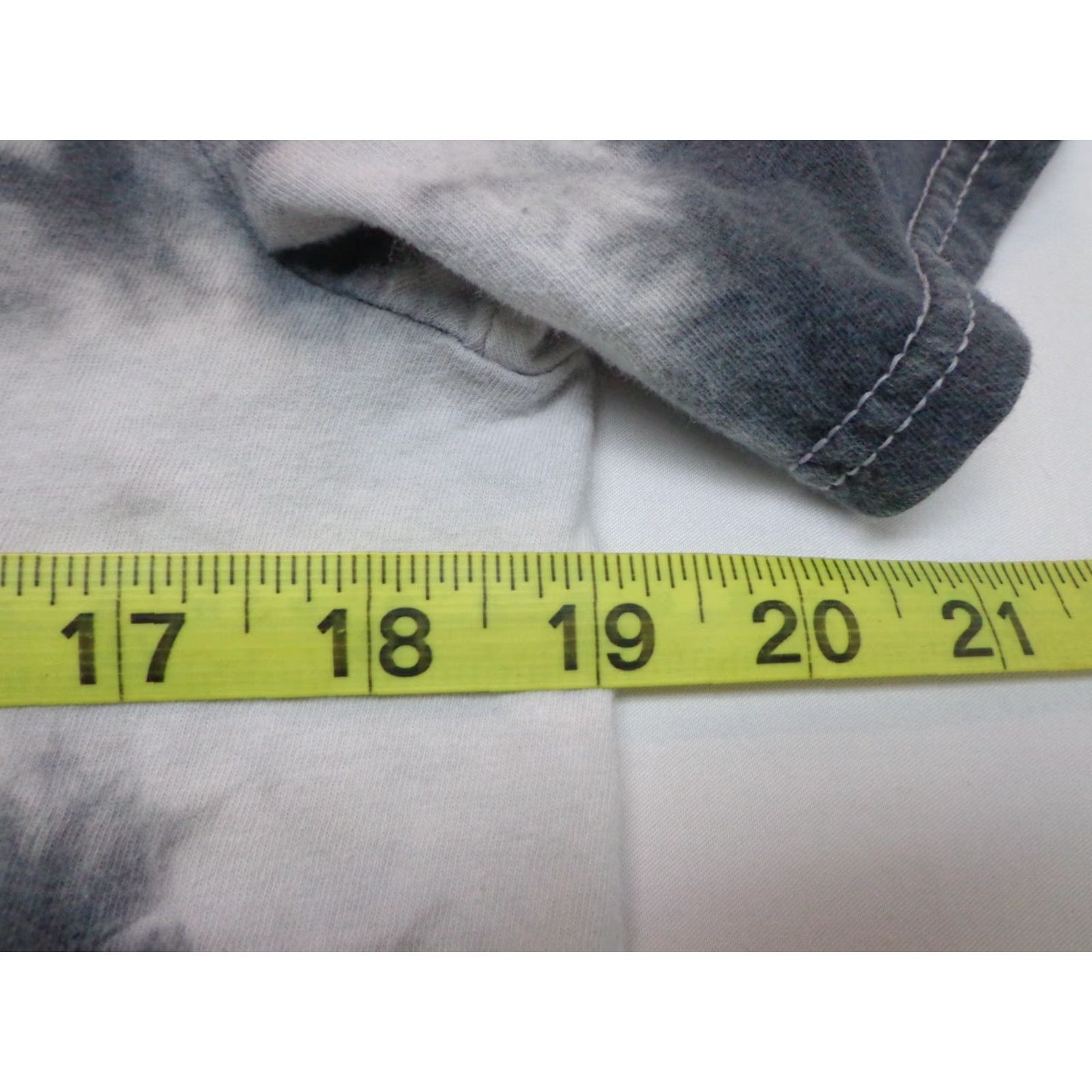Vintage Buc-ee's T-Shirt Short Sleeve XL Black Cotton Men "Just Here for the Snacks" Tie Dye Size US XL / EU 56 / 4 - 6 Thumbnail