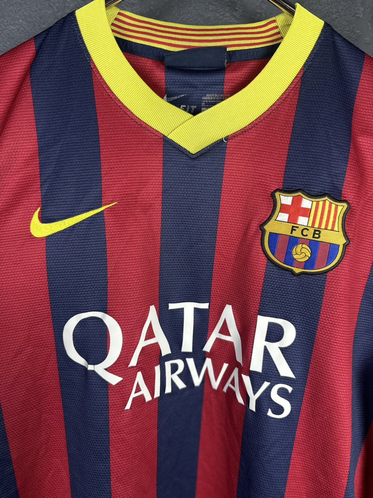 Vintage FC BARCELONA Football Shirt Jersey 2013-2014 Home Size US M / EU 48-50 / 2 - 5 Thumbnail