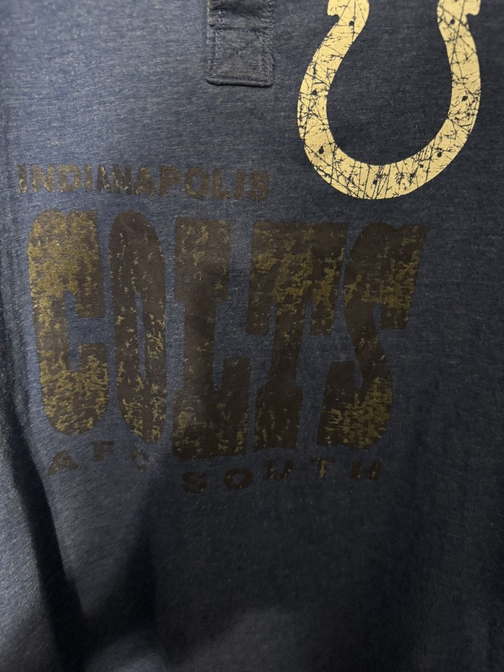 NFL Indianapolis Colts Distressed Henley L/S T-Shirt Men XL Blue Size US XL / EU 56 / 4 - 5 Thumbnail