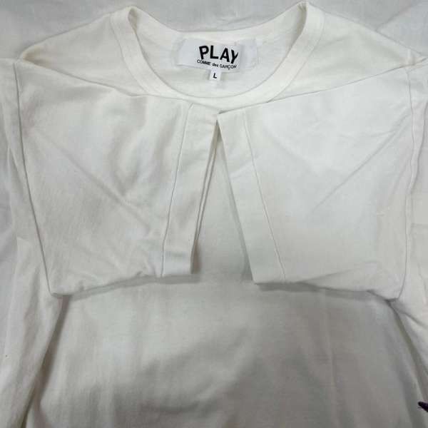 Comme des Garcons PLAY T-Shirts Cotton Short Sleeve Embroidered Heart White Size US L / EU 52-54 / 3 - 3 Thumbnail