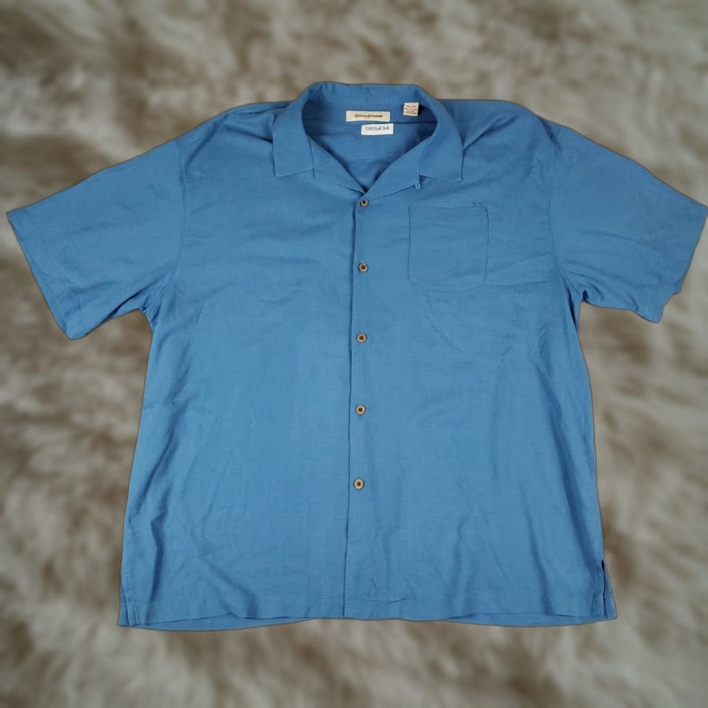 Tommy Bahama Tommy Bahama Shirt Mens 2XL Blue Silk Hawaiian Button-Up Short Sleeve, Button-Up, Tommy Bahama, Silk, Hawaiian, Blue, 2XL, Mens Size US XXL / EU 58 / 5 - 1 Thumbnail