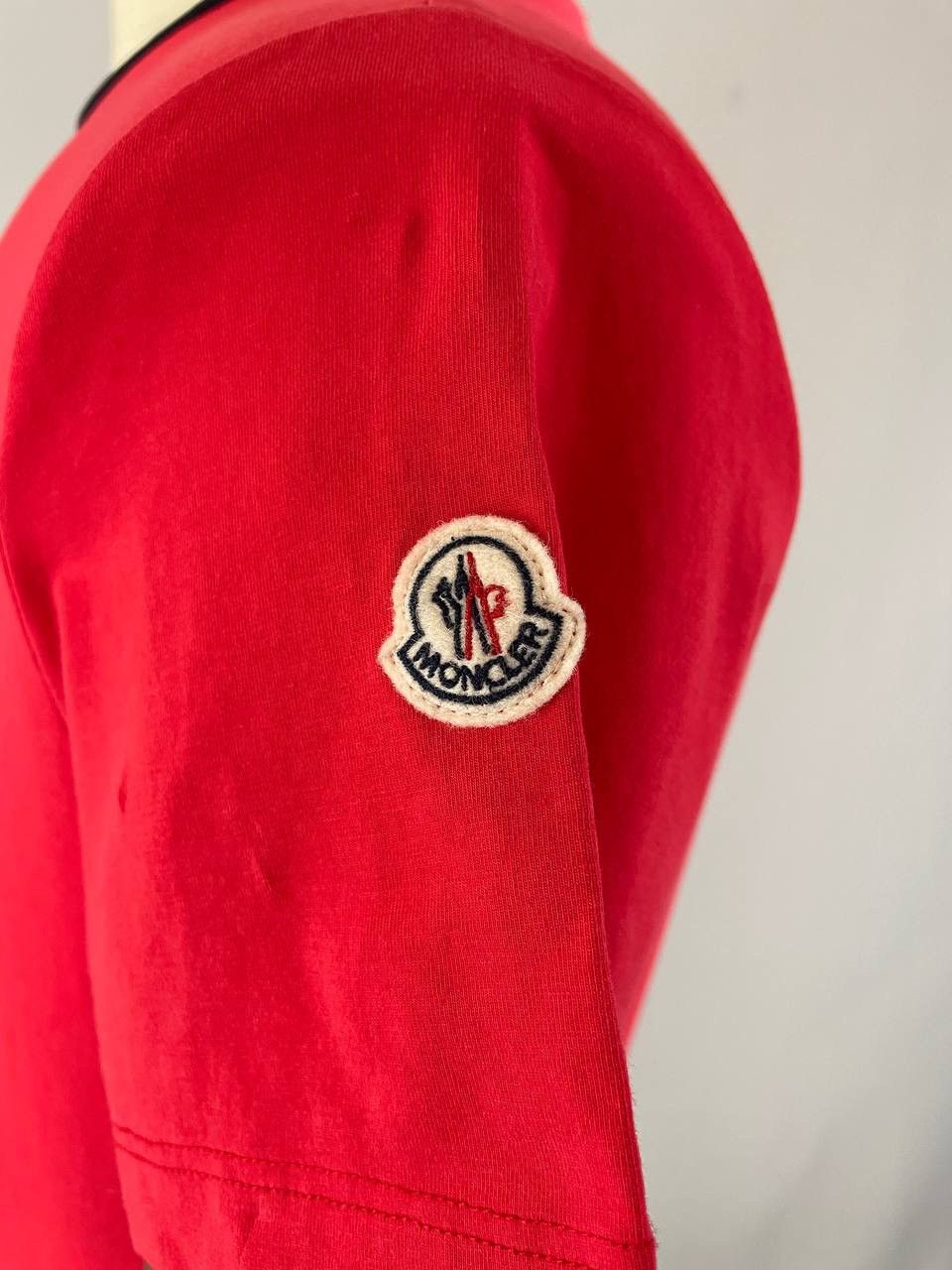 Moncler Moncler Tee T Shirt Red Big Logo Size US L / EU 52-54 / 3 - 8 Thumbnail