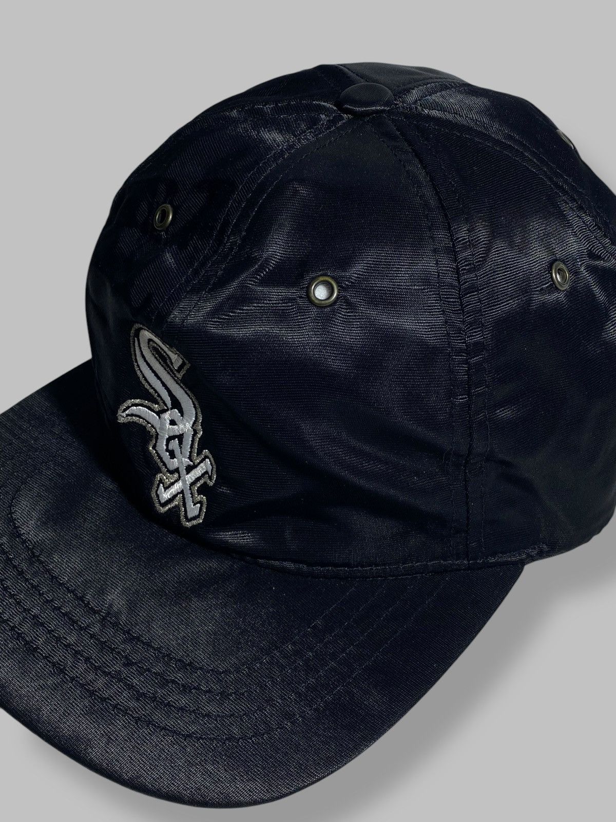 Starter Vintage 90s White Sox Starter Nylon Cap Rare USA Size ONE SIZE - 7 Thumbnail