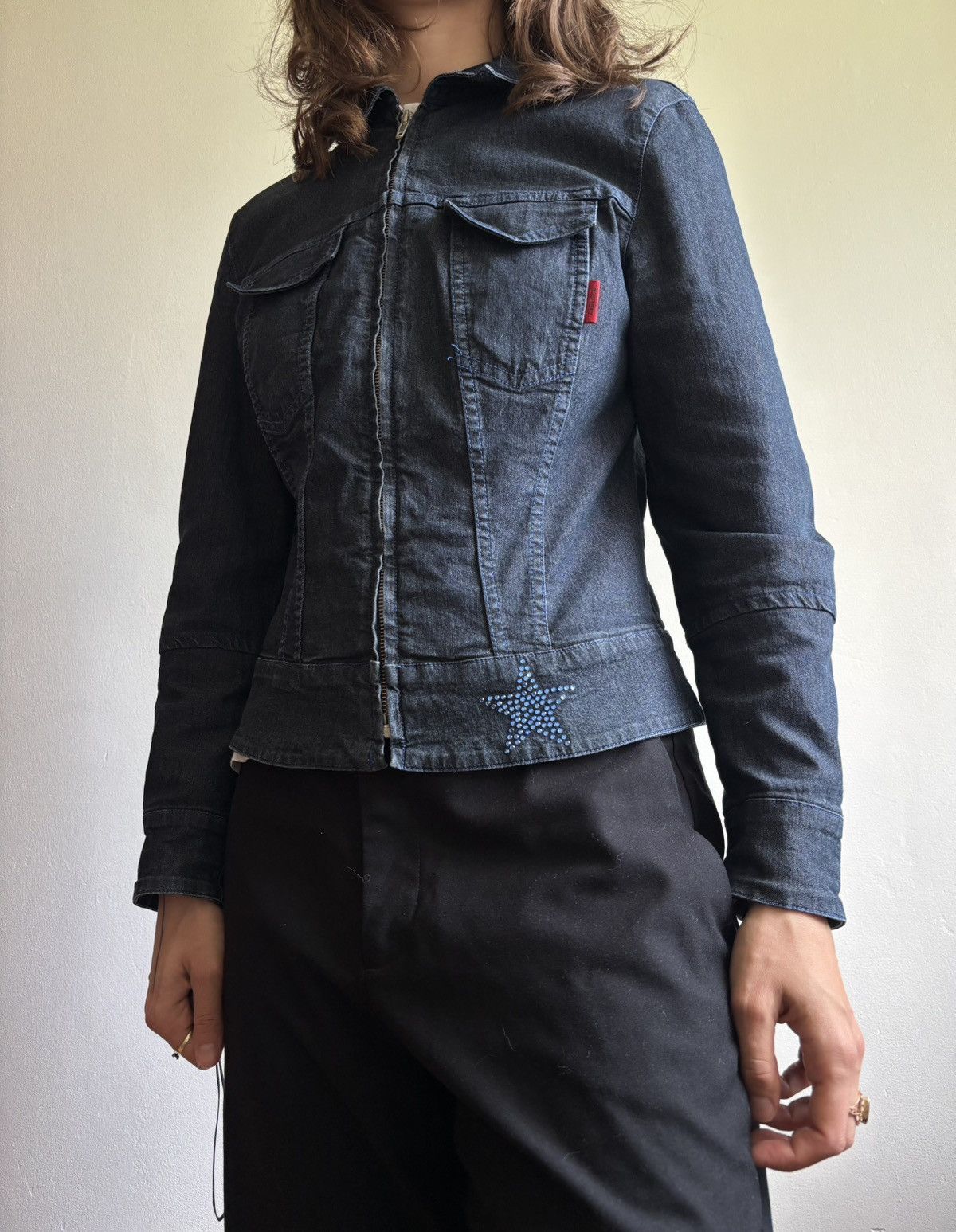 Hugo Boss Hugo Boss denim jacket y2k made in Italy Size XS / US 0-2 / IT 36-38 - 2 Thumbnail