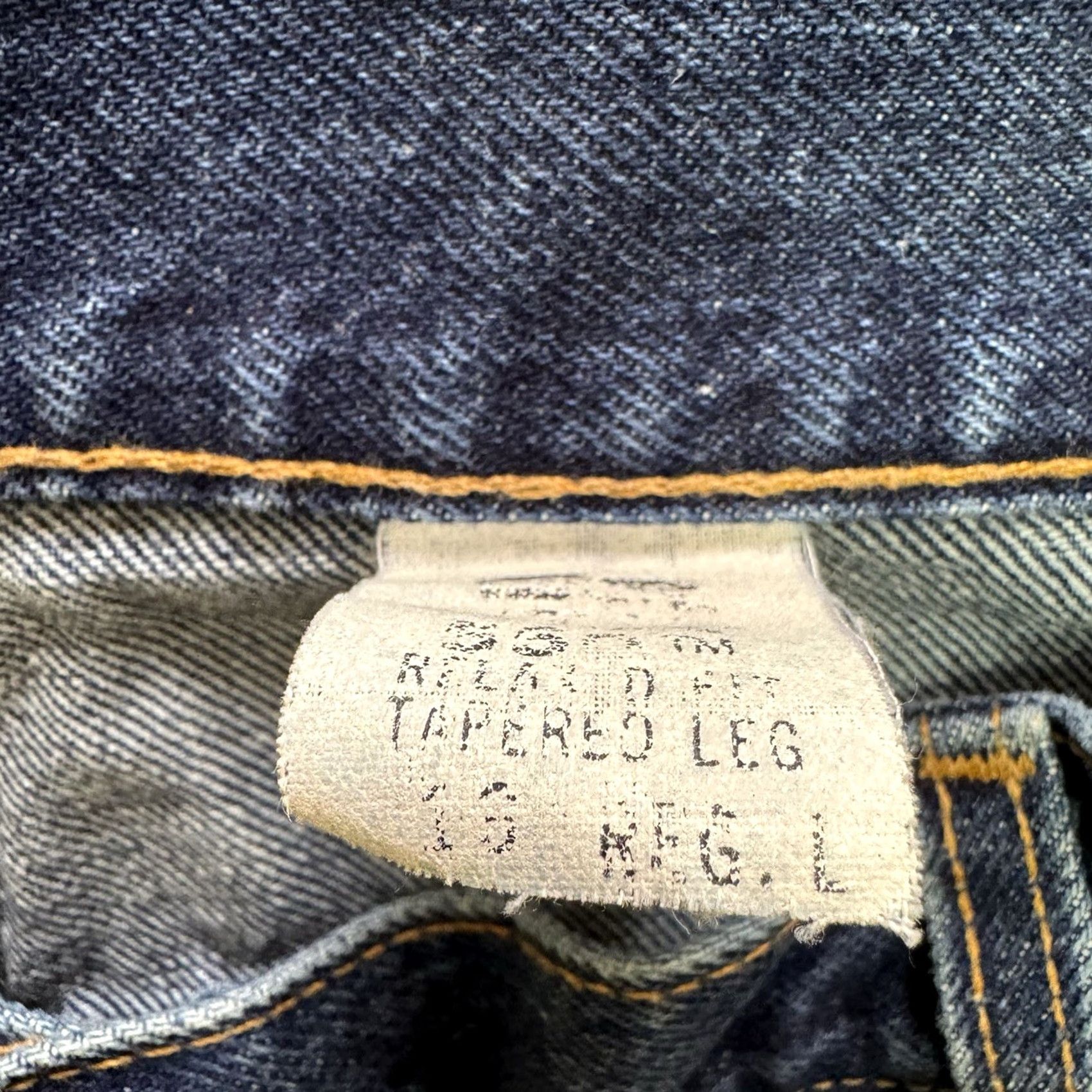 Levi's VINTAGE Levi’s 550 Jeans Women 16 Regular 32x32 Relaxed Tapered Blue denim High Rise 100% Cotton Mens Women Girls? Size 38" / US 16 / IT 52 - 5 Thumbnail