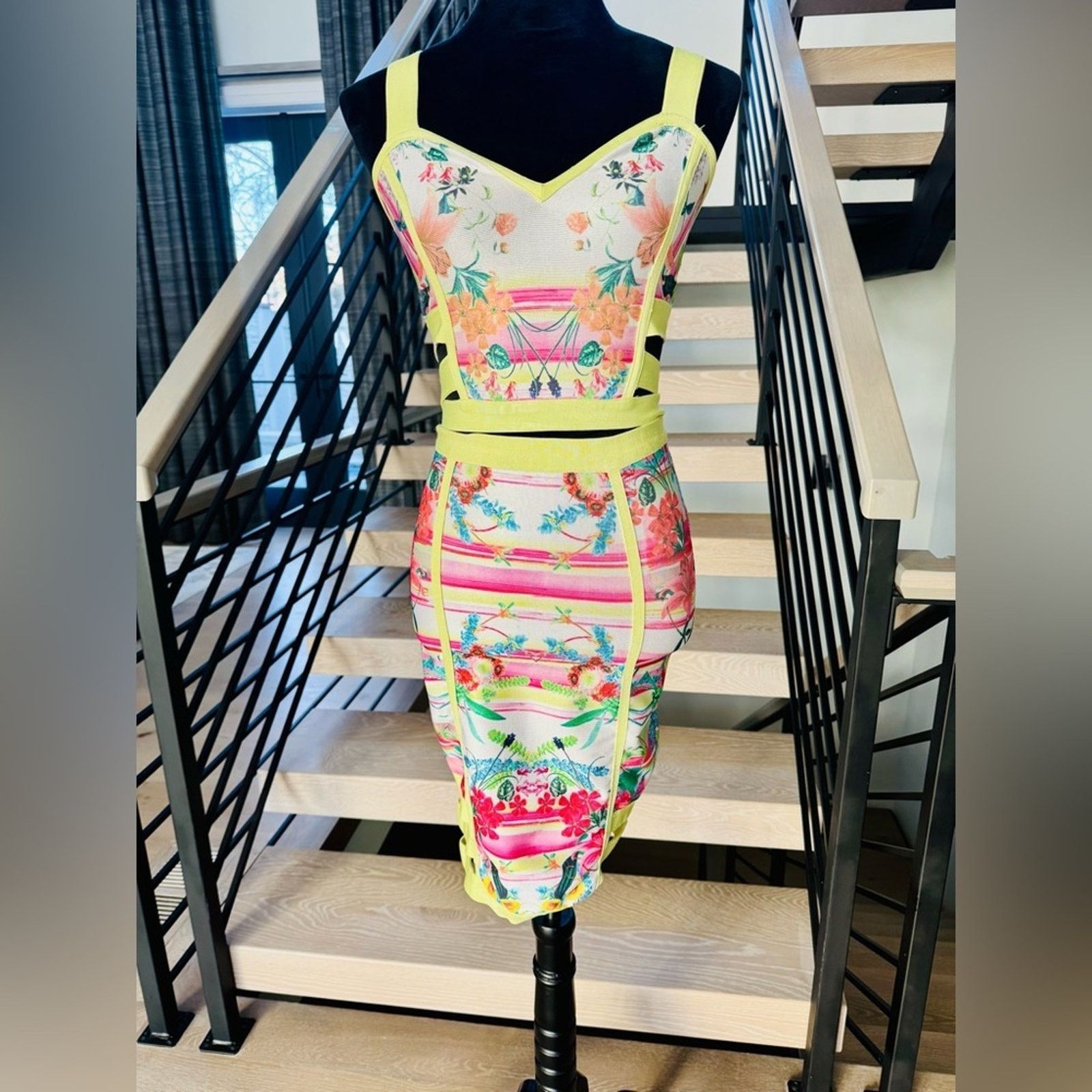 Other Colorful Floral and Striped 2 piece set size XS Size XS / US 0-2 / IT 36-38 - 1 Thumbnail