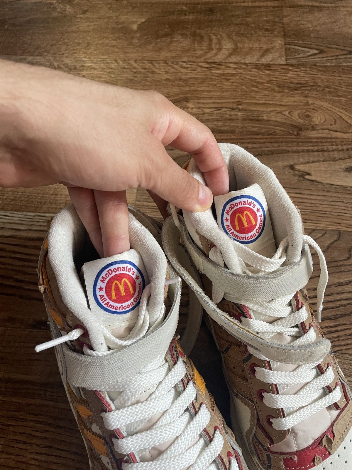 Adidas × Eric Emanuel Eric Emanuel x Adidas Forum High ‘McDonalds’ Size US 6 / EU 39 - 4 Thumbnail