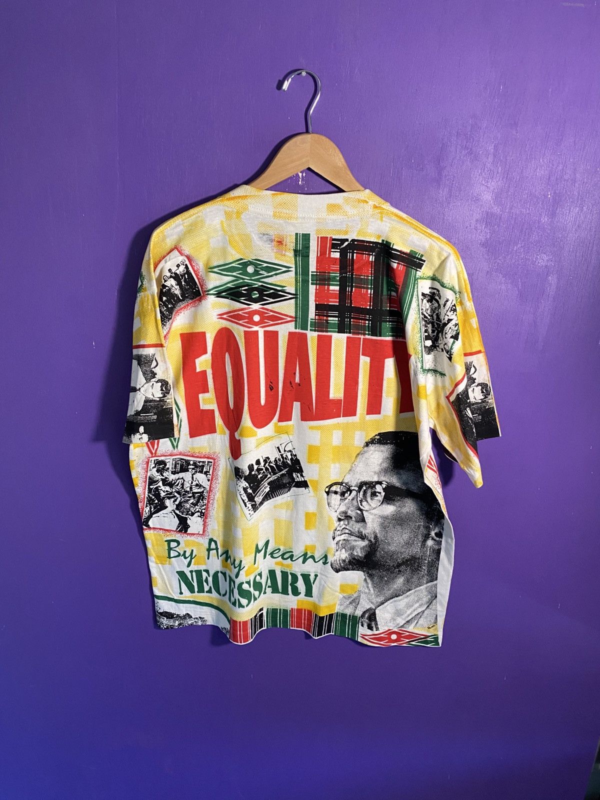 Other Vintage 90s Malcom X equality AOP t-shirt Size US L / EU 52-54 / 3 - 2 Thumbnail