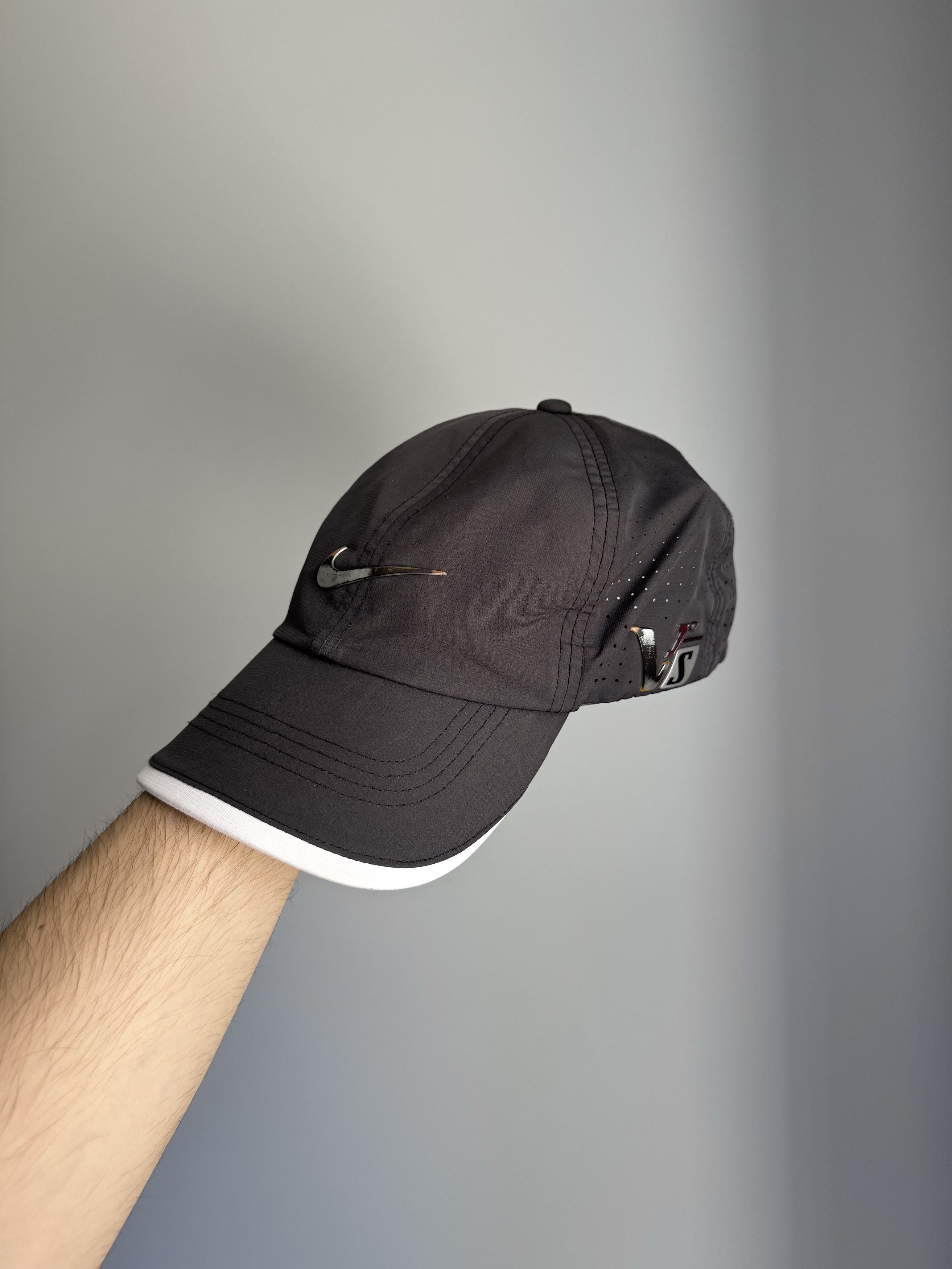 Nike Vintage 00's Nike Golf Swoosh VRS Strapback Hat Dark Grey Size ONE SIZE - 1 Thumbnail