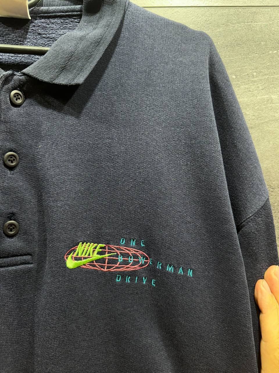 Nike Vintage NIKE One Bowerman Drive Embroidered Sweatshirt Size US M / EU 48-50 / 2 - 14 Thumbnail
