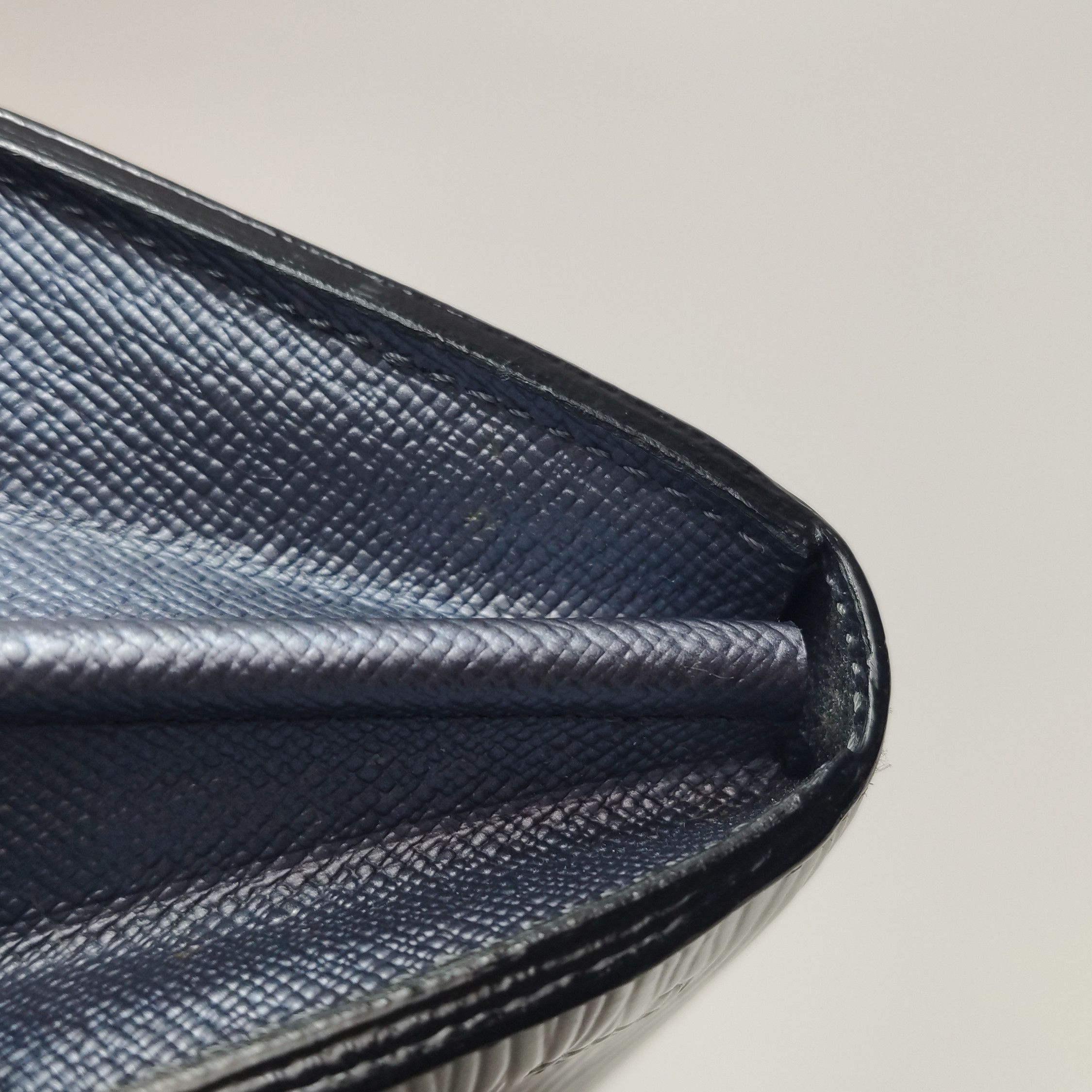 Louis Vuitton Louis Vuitton (LV) Sarah leather ripple snap wallet -y2506 Size ONE SIZE - 1 Thumbnail