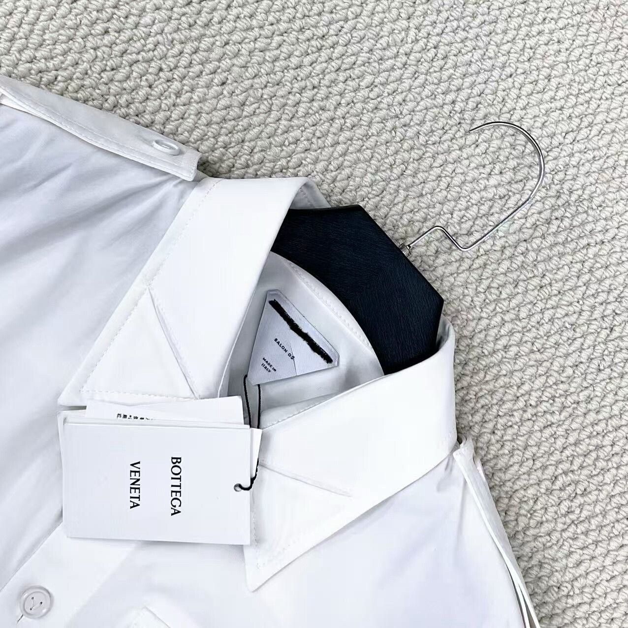 Bottega Veneta Bottega Veneta White Epaulet Sharp Collar Shirt Size US L / EU 52-54 / 3 - 3 Thumbnail