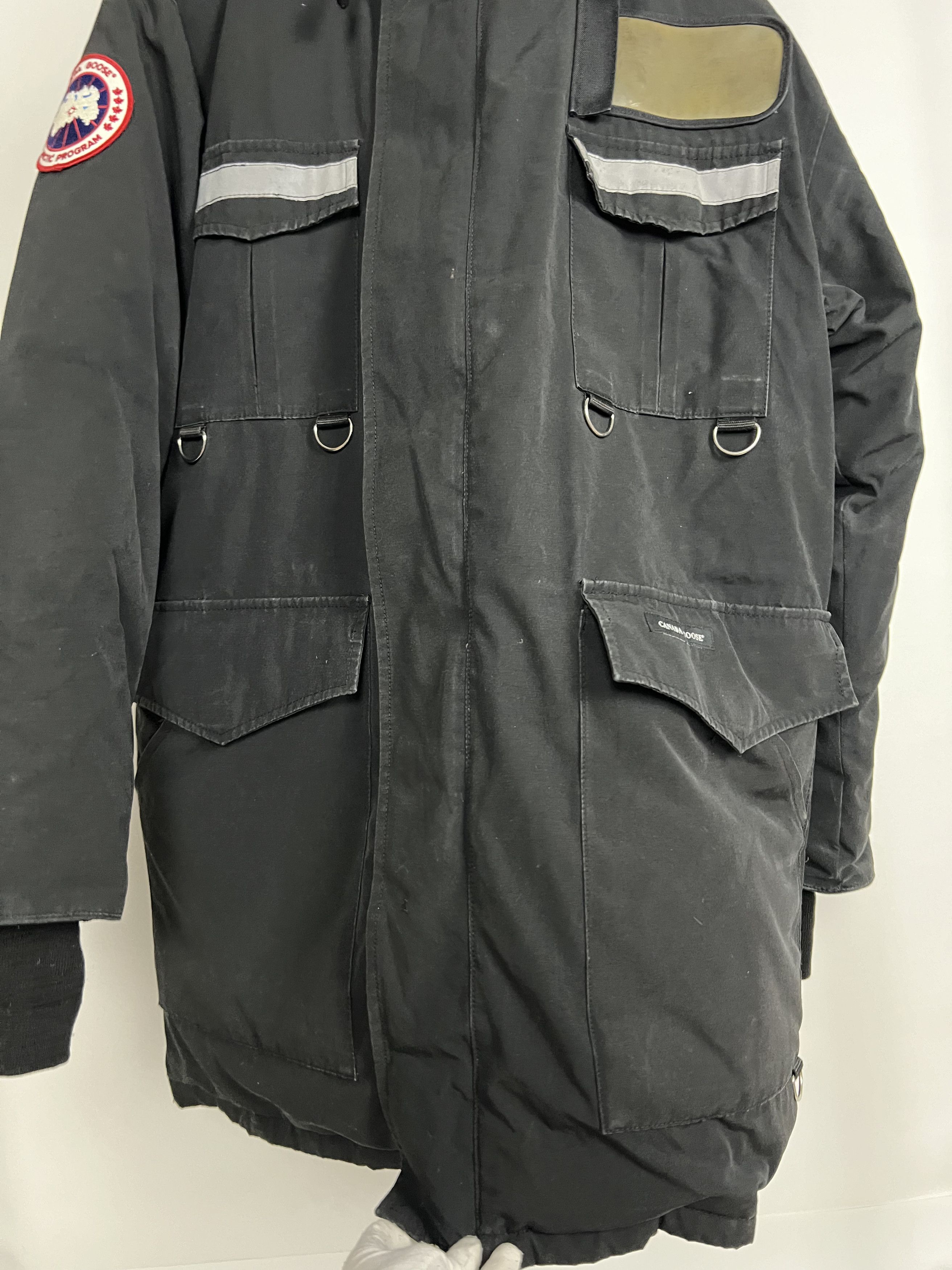 Canada Goose canada goose resolute puffer parka size L luxury Size US L / EU 52-54 / 3 - 4 Thumbnail