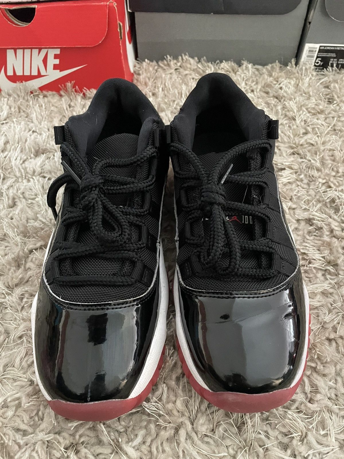 Jordan Brand Jordan 11 Bred Low Size US 7 / EU 40 - 4 Thumbnail