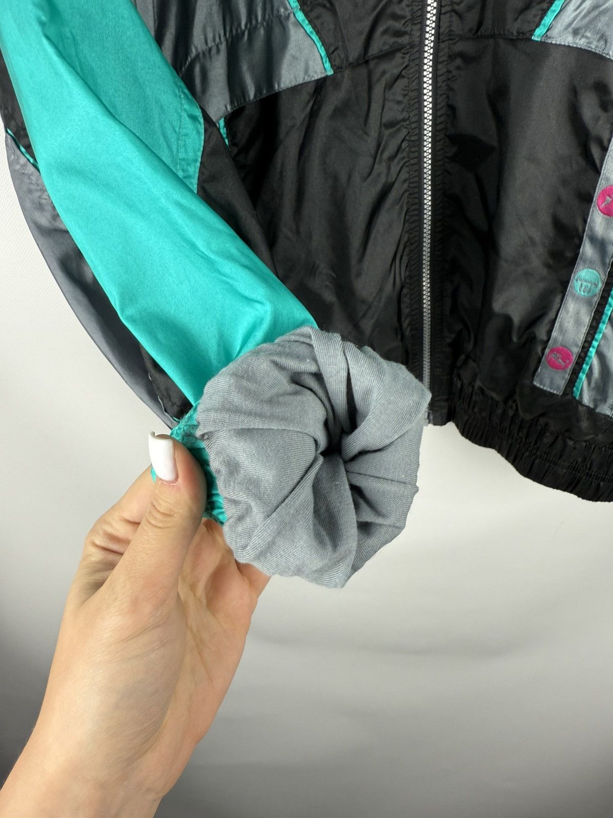 Nike Nike Vintage Men’s Nylon Full Zip Windbreaker Jacket Size S Size US S / EU 44-46 / 1 - 14 Thumbnail