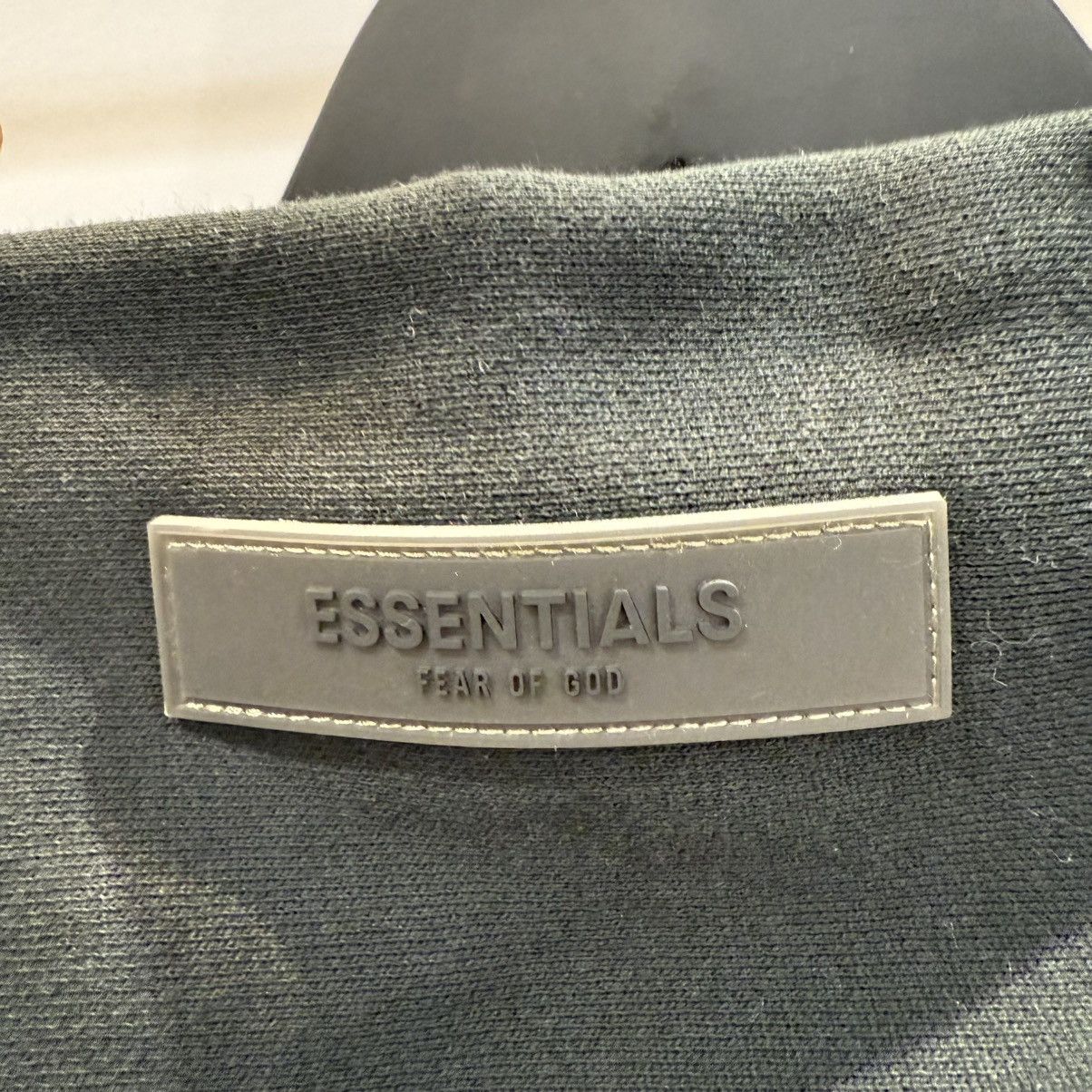 Fear of God Fear of God Essentials Hoodie Stretch Limo Black Size US XL / EU 56 / 4 - 5 Thumbnail