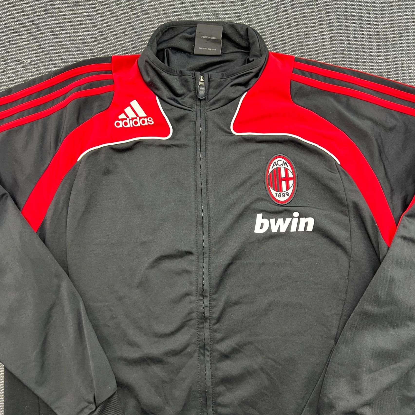 Adidas AC Milan Track Football Jacket Medium Adidas Full Zip Black Red Mens Middle Length Snap Zip Quick Dry Full Zip Size US M / EU 48-50 / 2 - 5 Thumbnail