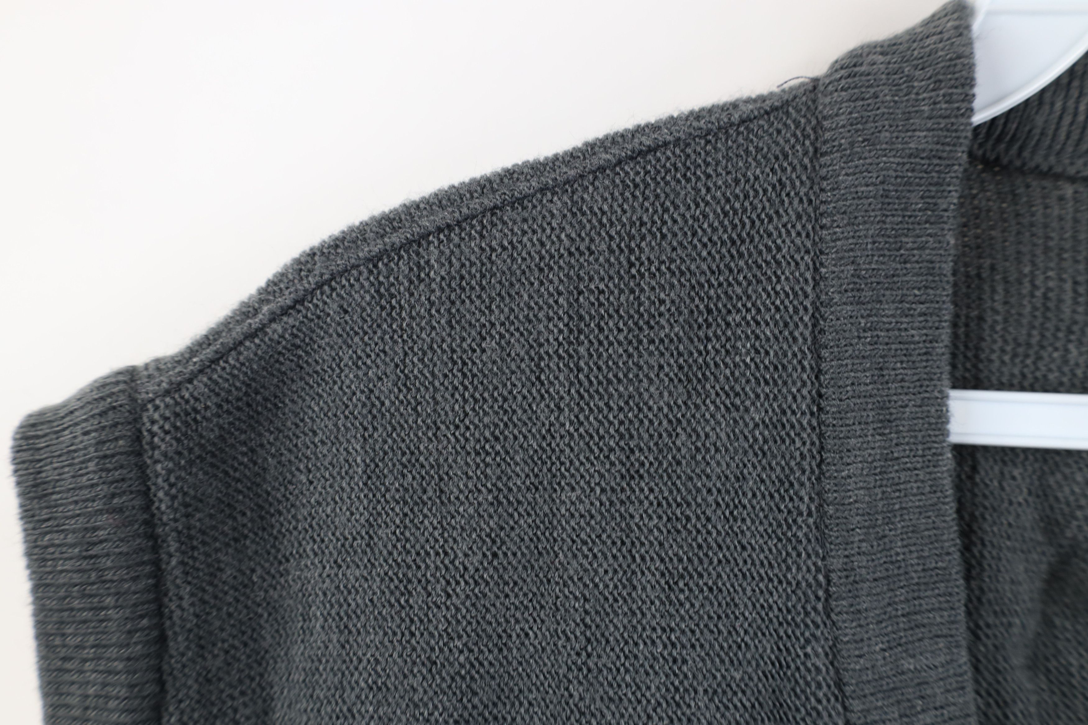 Izod Vintage 90s Izod Knit V-Neck Sweater Vest Gray Acrylic USA Size US XL / EU 56 / 4 - 6 Thumbnail