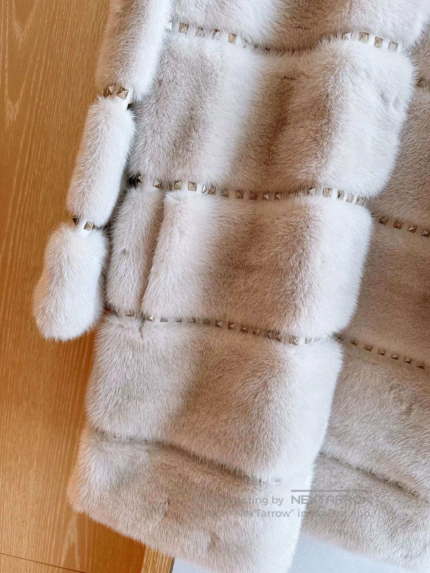 Valentino Valentino Mink Fur Coat with Rivets. Size S / US 4 / IT 40 - 4 Thumbnail