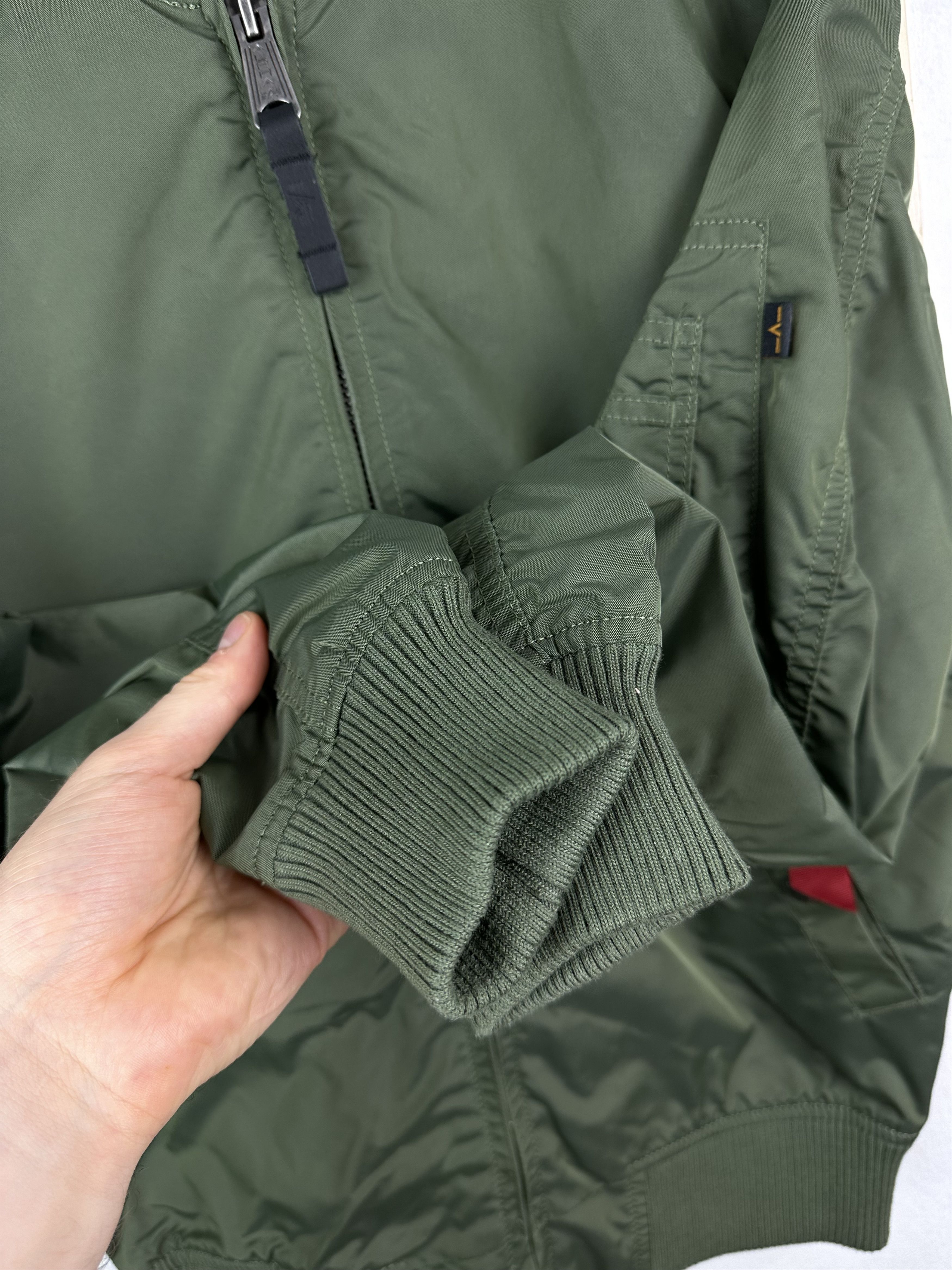 Alpha Industries Alpha Industries Mens Green Bomber Jacket Rare Size US S / EU 44-46 / 1 - 8 Thumbnail