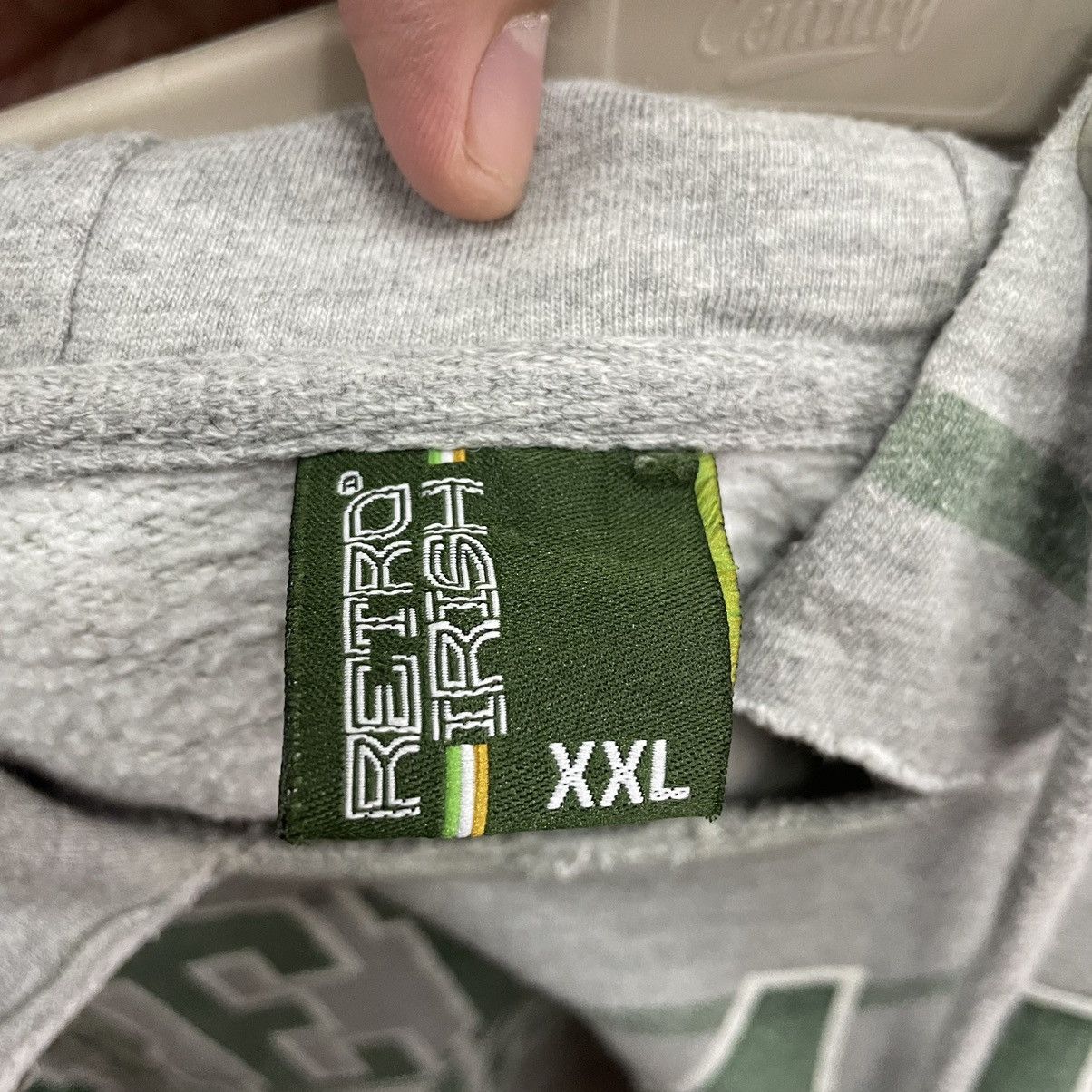 Vintage 🔥Vintage Retro Mighty Ireland Big Spellout Pullover Hoodie Size US L / EU 52-54 / 3 - 10 Thumbnail