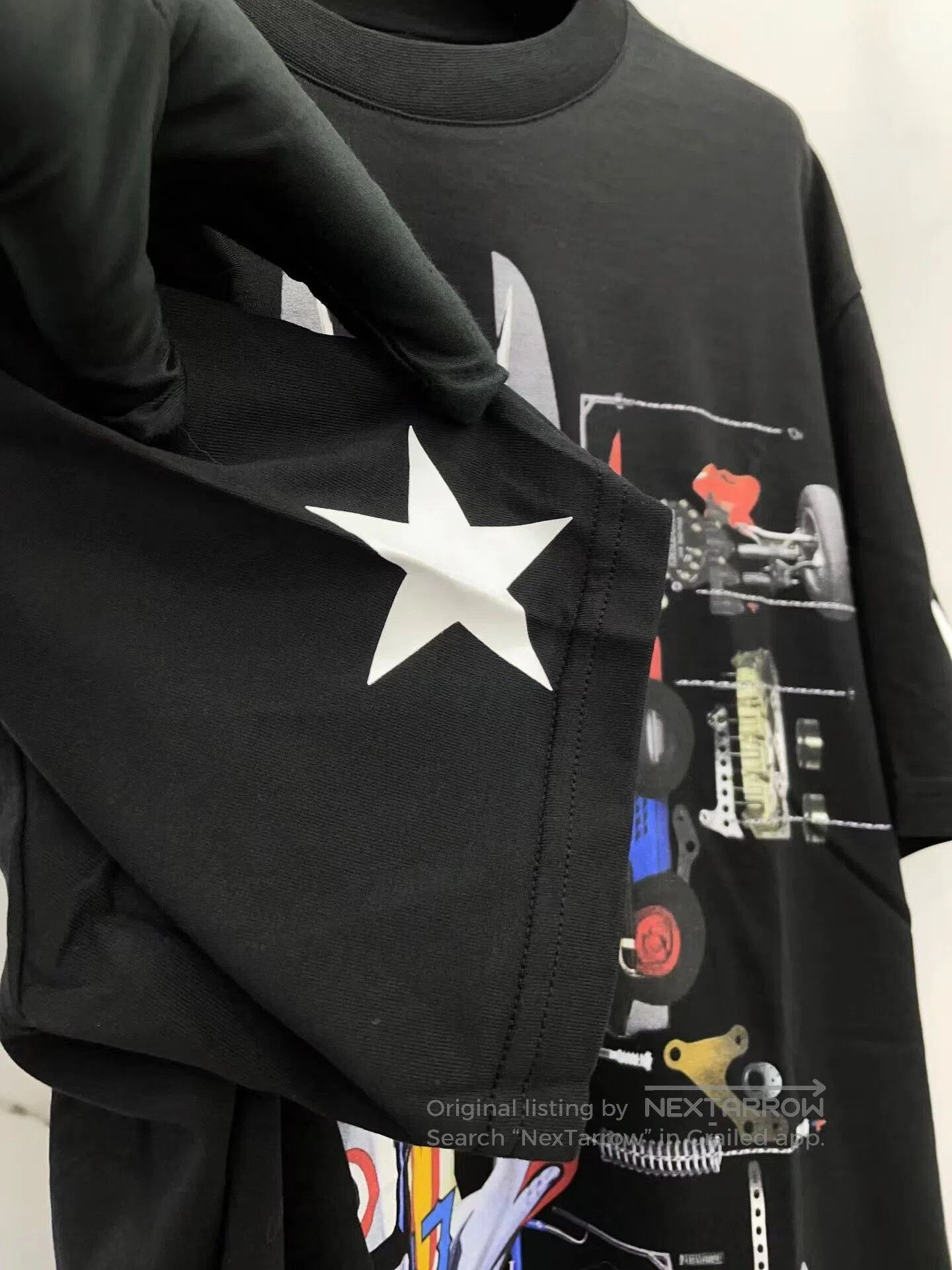 Givenchy Givenchy Men's Printed Slim T-shirt. Size US L / EU 52-54 / 3 - 4 Thumbnail