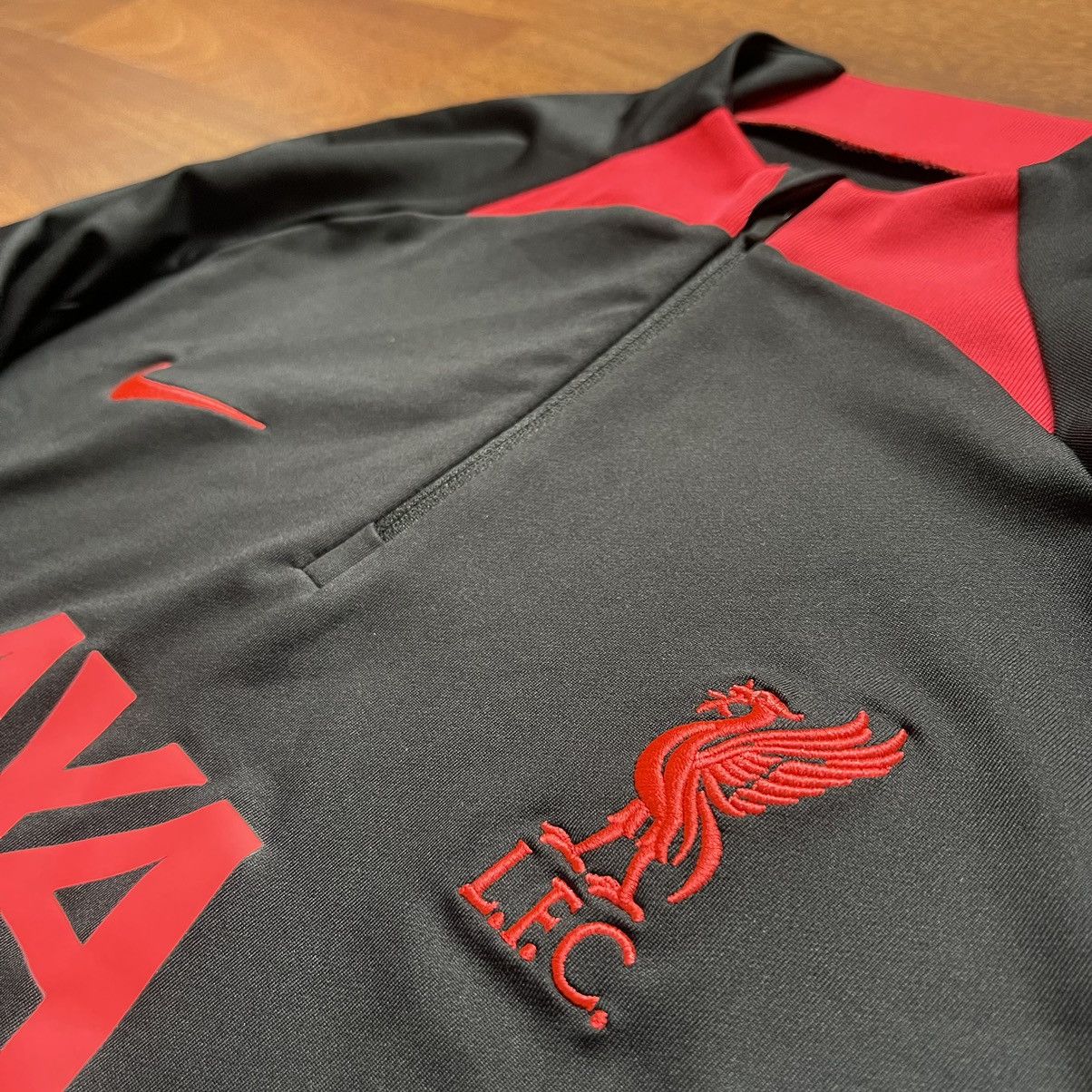 Nike LIVERPOOL NIKE 2022/2023 FOOTBALL SOCCER TRAINING TRACK TOP Size US L / EU 52-54 / 3 - 4 Thumbnail