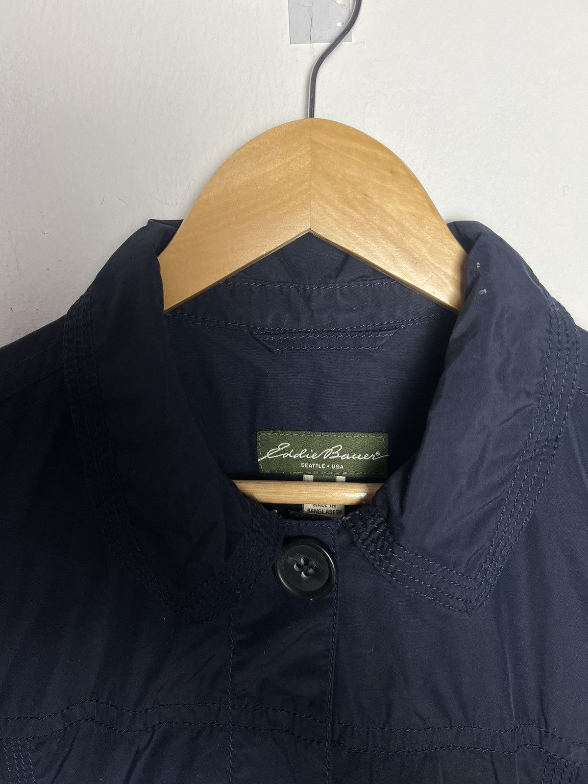 Eddie Bauer Eddie Bauer Navy Blue Lightweigth Jacket/Raincoat Size US L / EU 52-54 / 3 - 5 Thumbnail