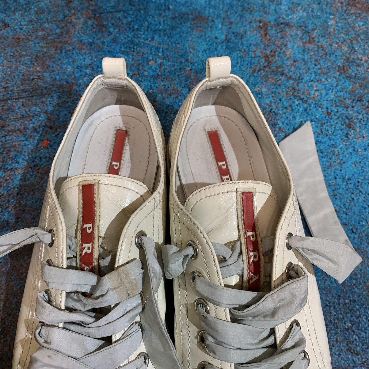 Prada × Vintage Prada Red Tab Leather Sneakers Size 35.5 Size US 5.5 / IT 35.5 - 17 Thumbnail