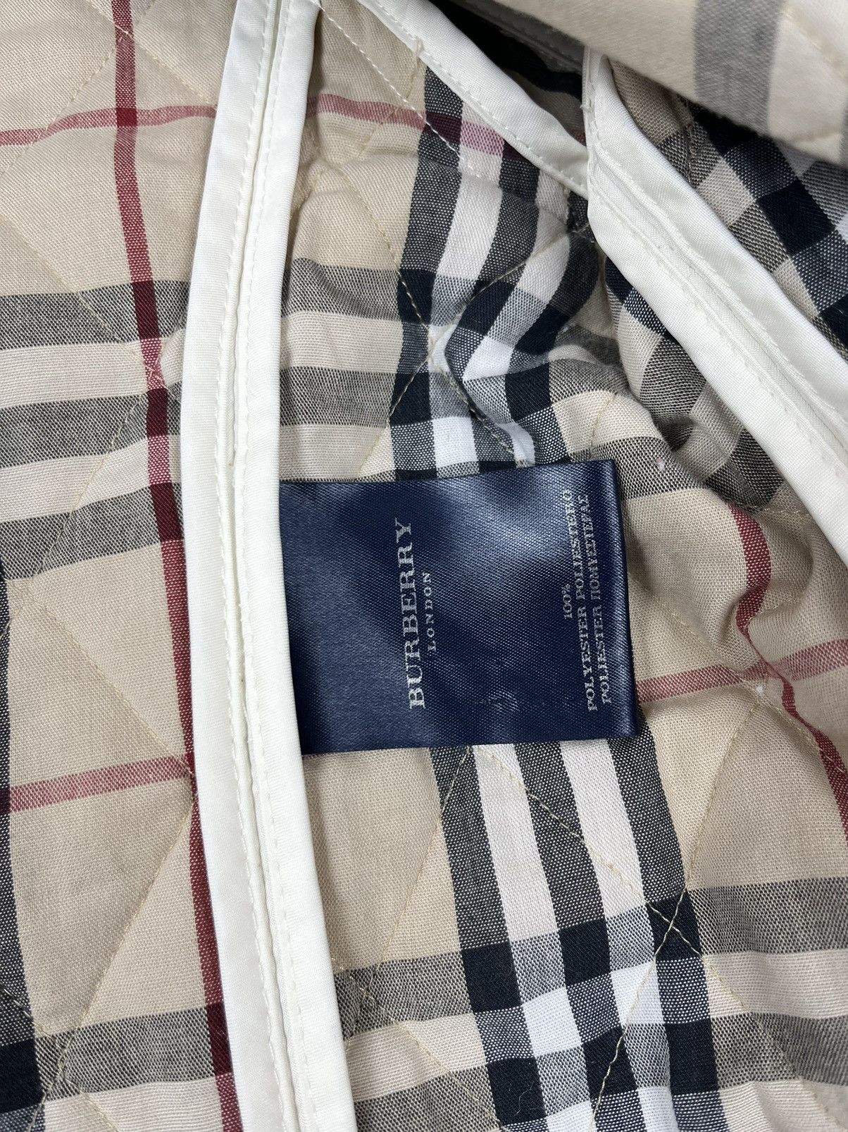 Burberry Burberry London White Quilted Nova Check Womens Jacket Size L / US 10 / IT 46 - 11 Thumbnail