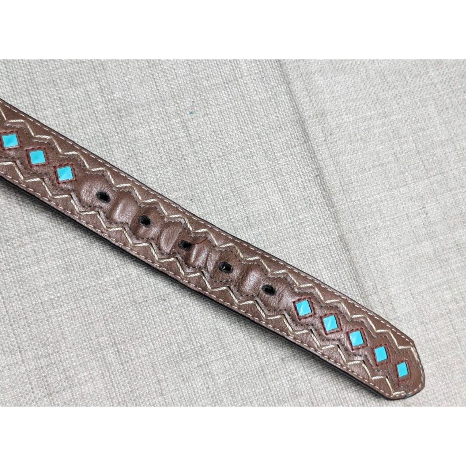 Ariat VINTAGE Ariat belt Western belt 42 brown Diamond tooled cutout belt western style with buckle snaps Mens 42 Brown ARIAT belt WOMENS? Size 42 - 3 Thumbnail