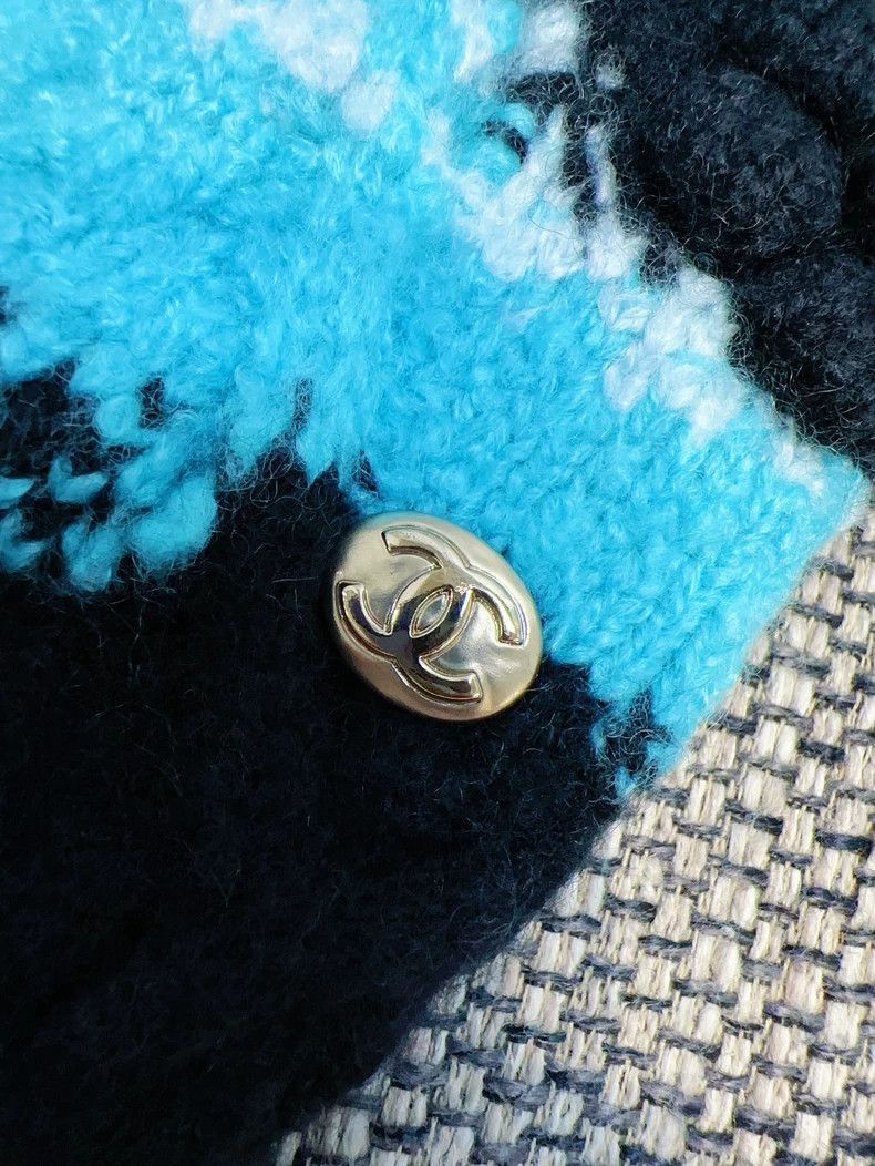 Chanel Chanel Coco Neige Knit Sweater Black Blue Pink Size M / US 6-8 / IT 42-44 - 5 Thumbnail