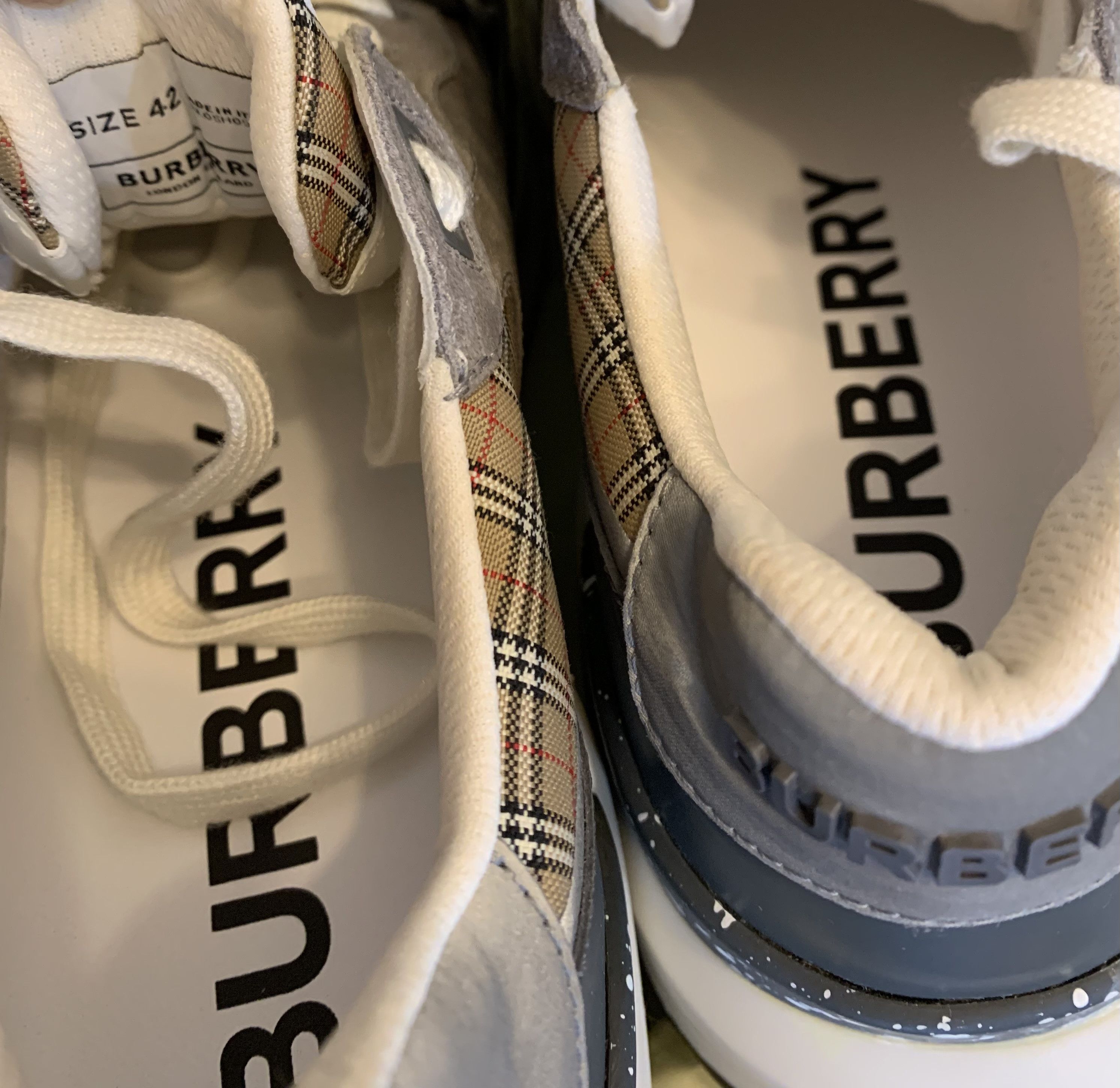 Burberry Ramsey Size US 12 / IT 42 - 13 Thumbnail