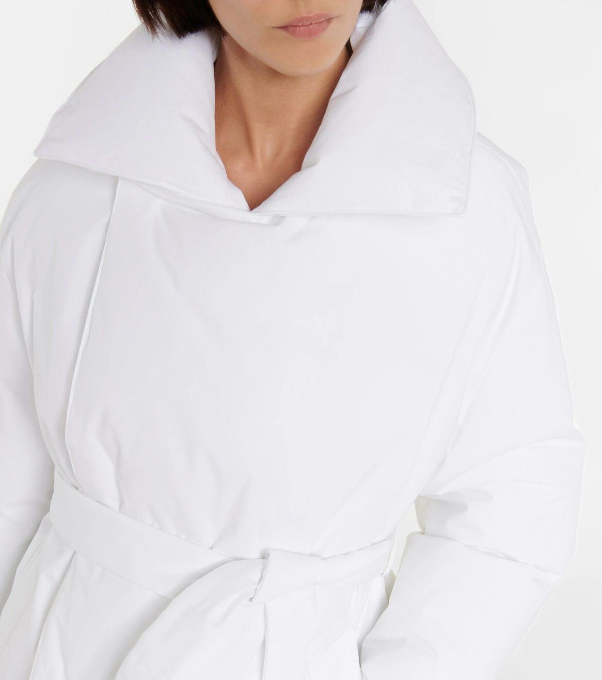 Bottega Veneta o1y0725 Padded Jacket in White Size XXS / US 00 / IT 34 - 2 Thumbnail