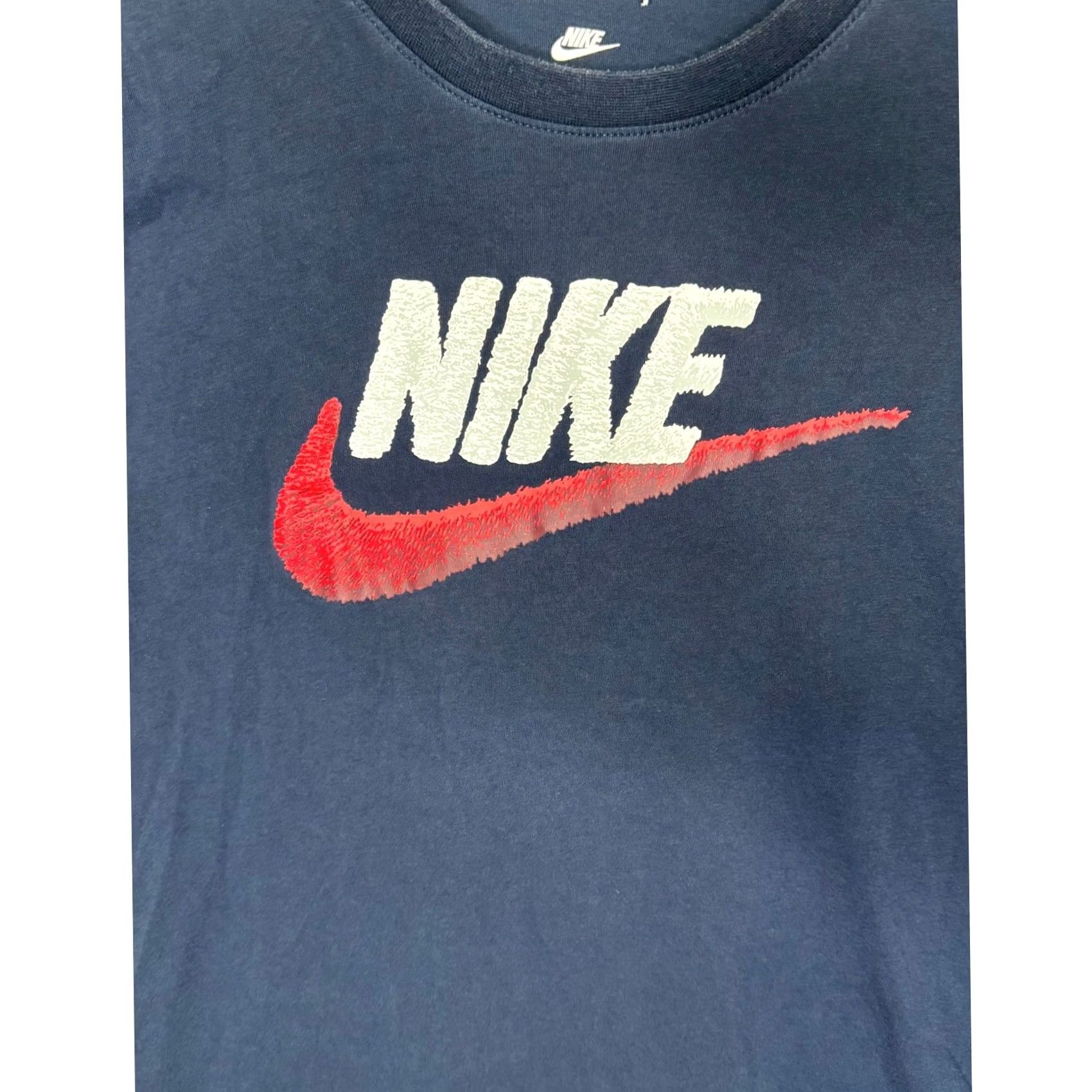 Nike Nike Men T-Shirt Short Sleeve The Nike Tee Size S Blue Graphic Print Logo Crew Neck Dri-Fit Cotton Blend Jersey Vintage No Size US S / EU 44-46 / 1 - 2 Thumbnail