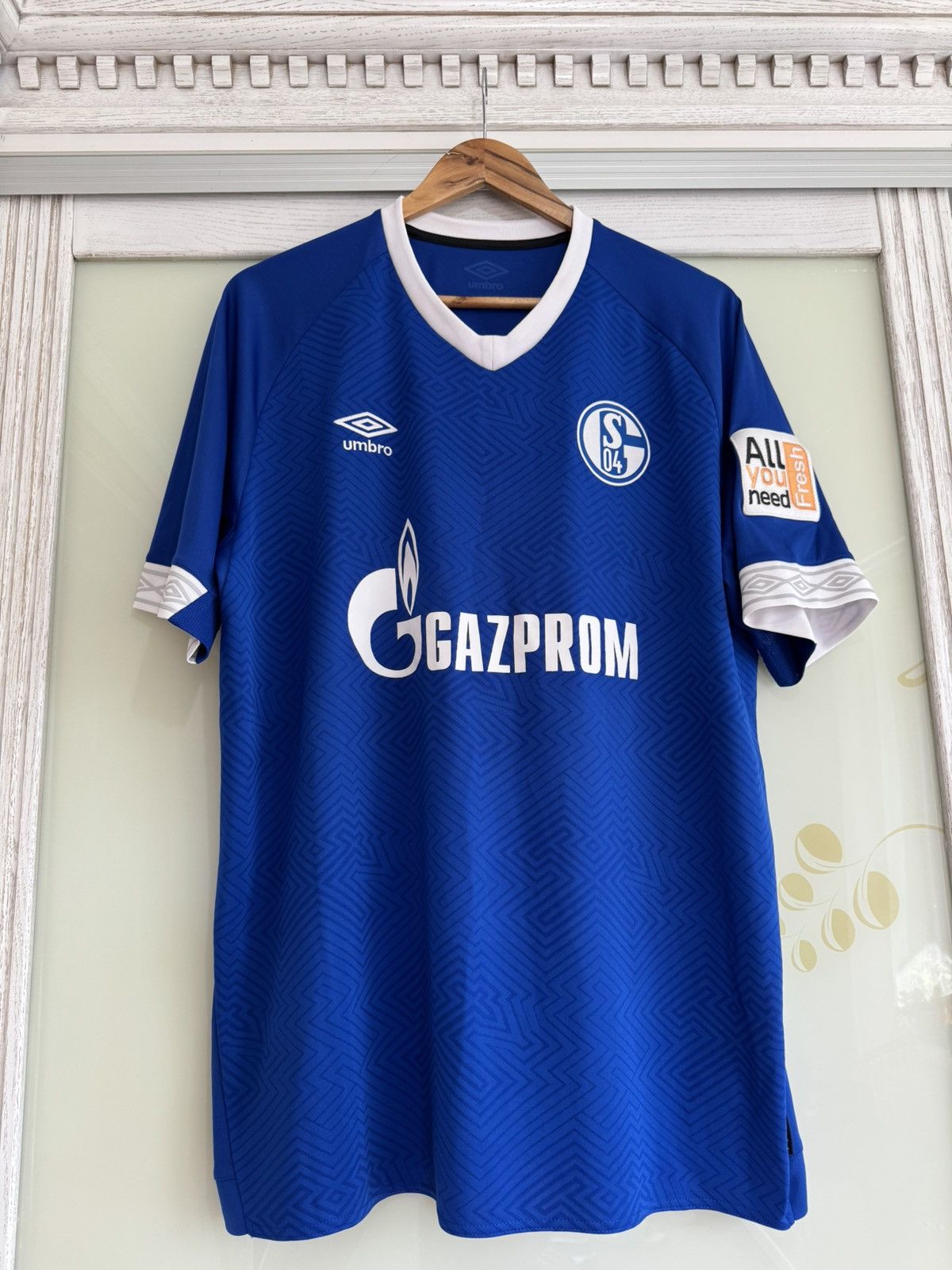 Umbro Schalke 2018-2019 Home Soccer Jersey Football Kit Shirt Size US XL / EU 56 / 4 - 5 Thumbnail