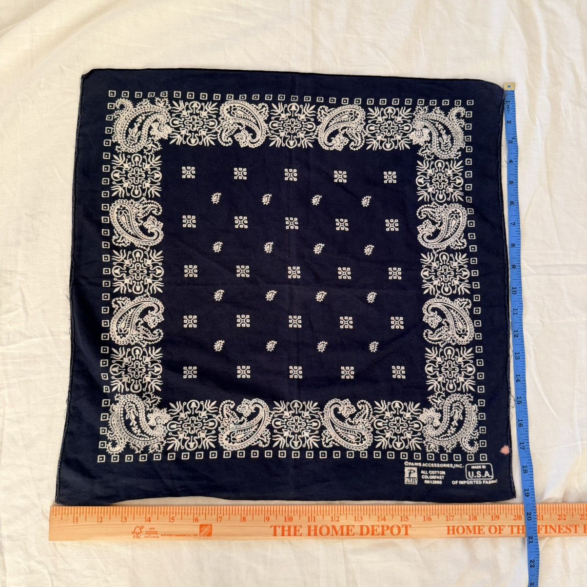 Other Vintage Paris Accessories Inc Bandana Navy Paisley RN 13960 Size ONE SIZE - 7 Thumbnail