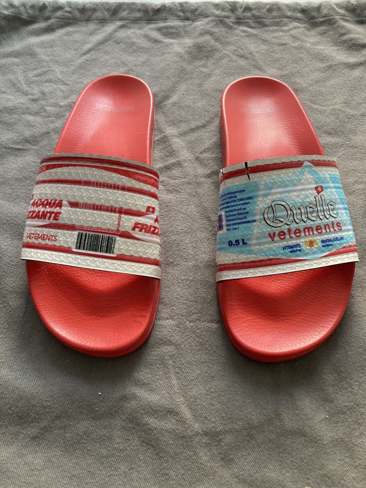 Vetements Vetements water bootle print slides Size US 12 / EU 45 - 1 Thumbnail