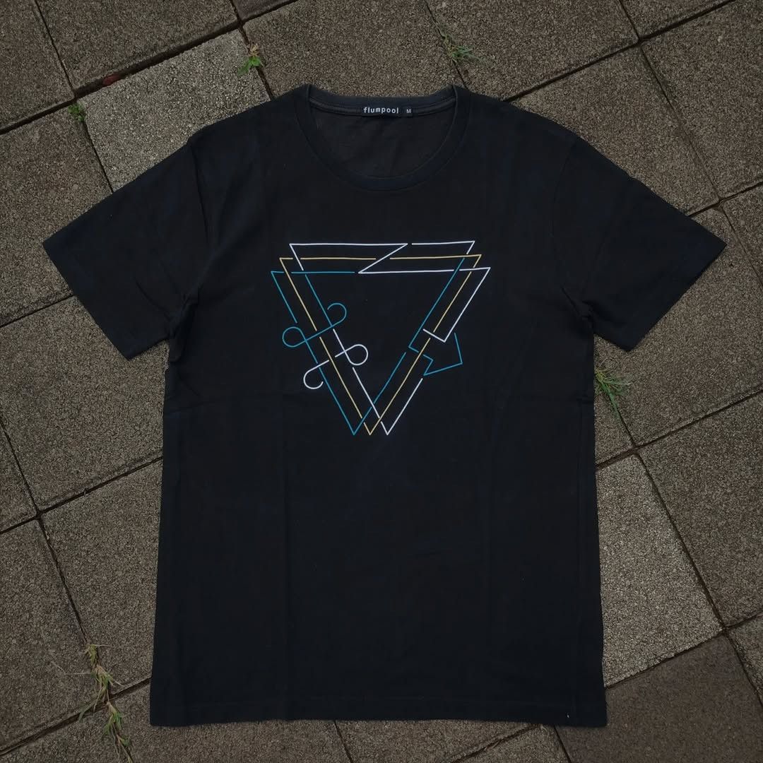 Band Tees Flumpool Japan Band 9th Tour 2019 Tshirt Size US M / EU 48-50 / 2 - 1 Thumbnail