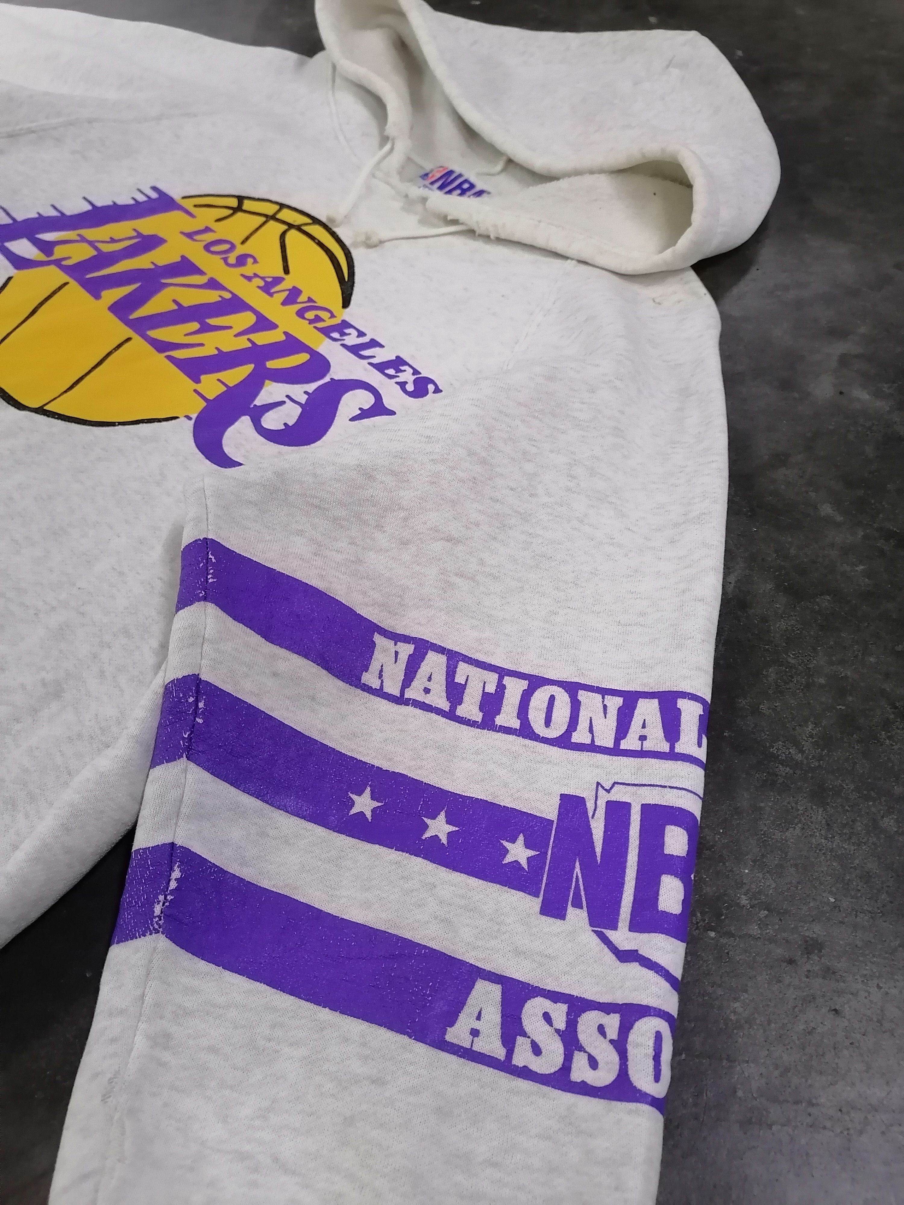 NBA Vintage NBA Lakers Los Angeles Trashed Faded Hoodies Size US L / EU 52-54 / 3 - 4 Thumbnail