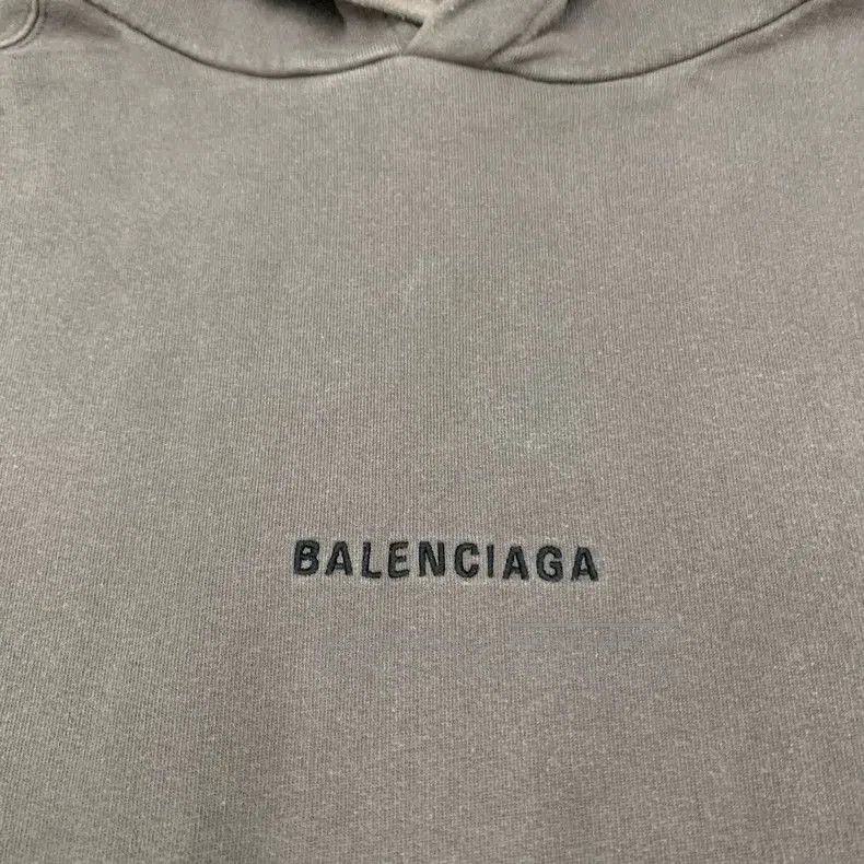 Balenciaga Balenciaga Gray Embroidered Hoodie. Size US S / EU 44-46 / 1 - 5 Thumbnail