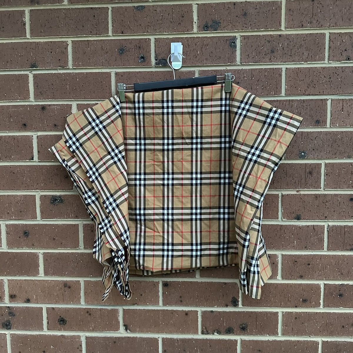 Burberry Burberry x Comme des Garçons 2018 Capsule Scarf Size ONE SIZE - 4 Thumbnail