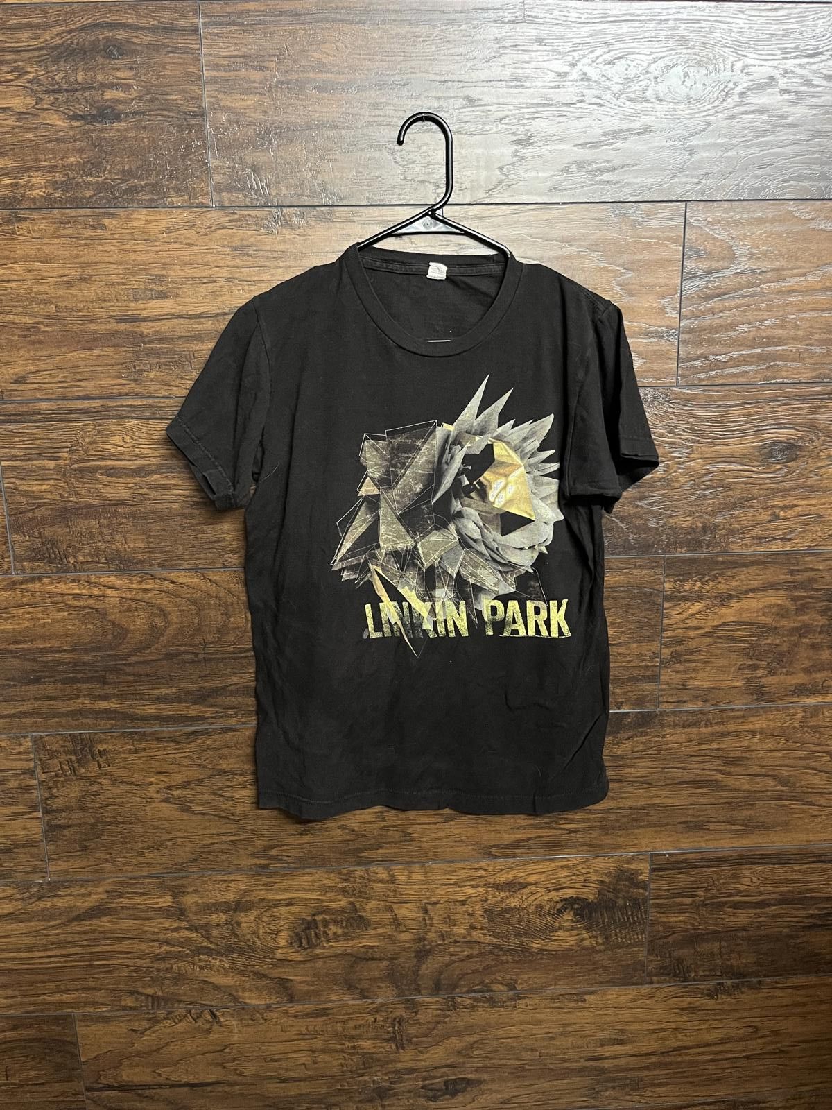 Designer Linkin Park Living Things T-shirt - 2012 - Lion Cubic Shirt Size US S / EU 44-46 / 1 - 1 Thumbnail